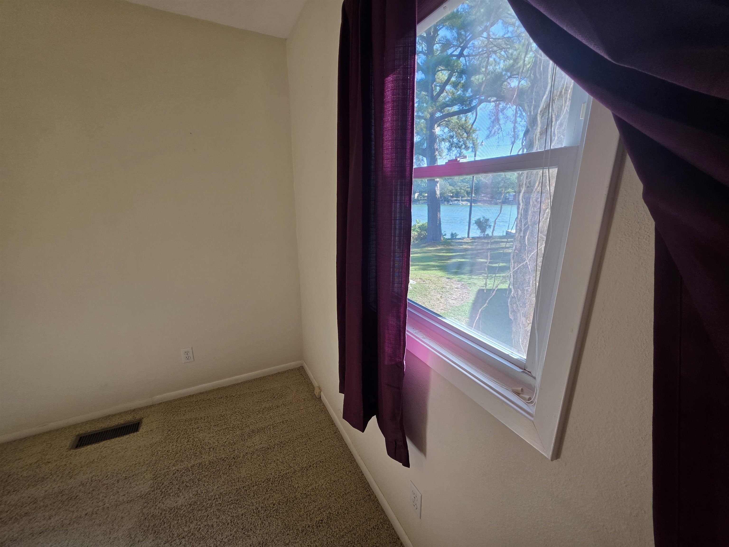 14 W Lake Estates Circle Property Photo 35