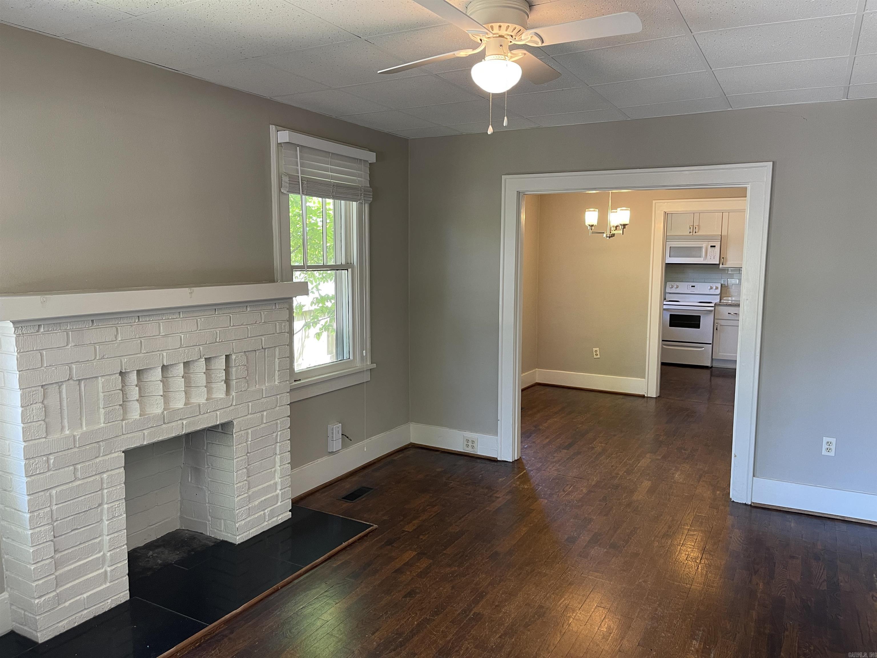 1723 N Fillmore Property Photo 3