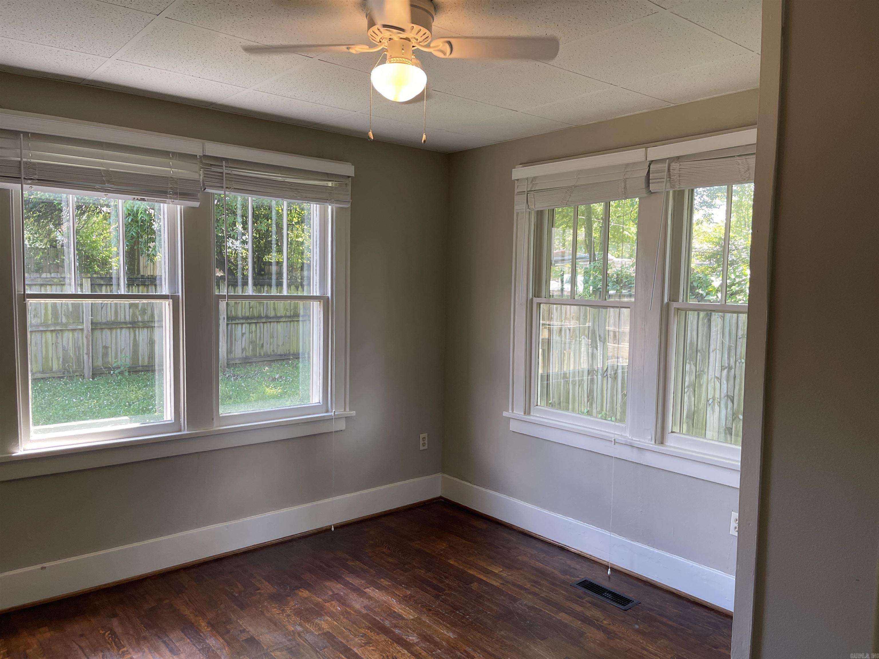 1723 N Fillmore Property Photo 14