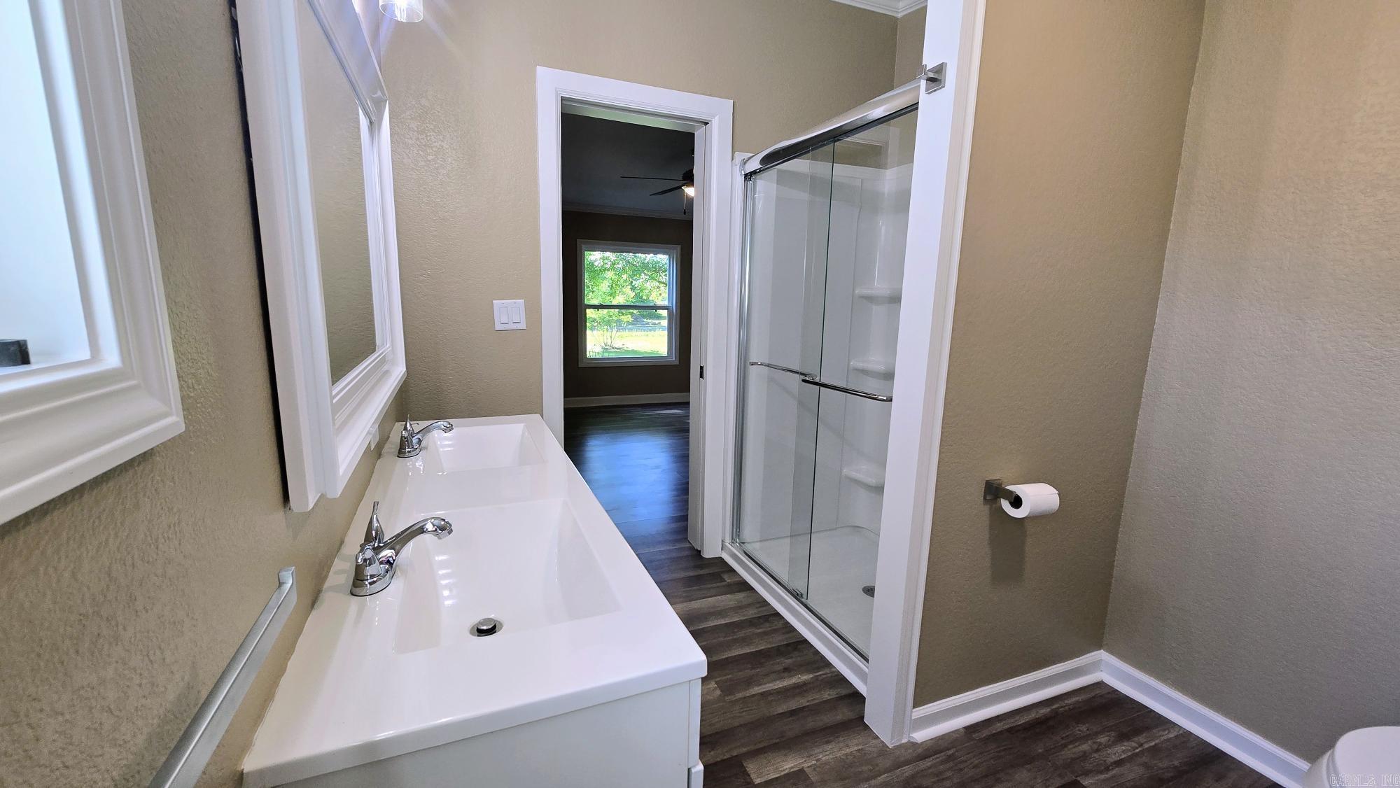15921 Oak Street Property Photo 17