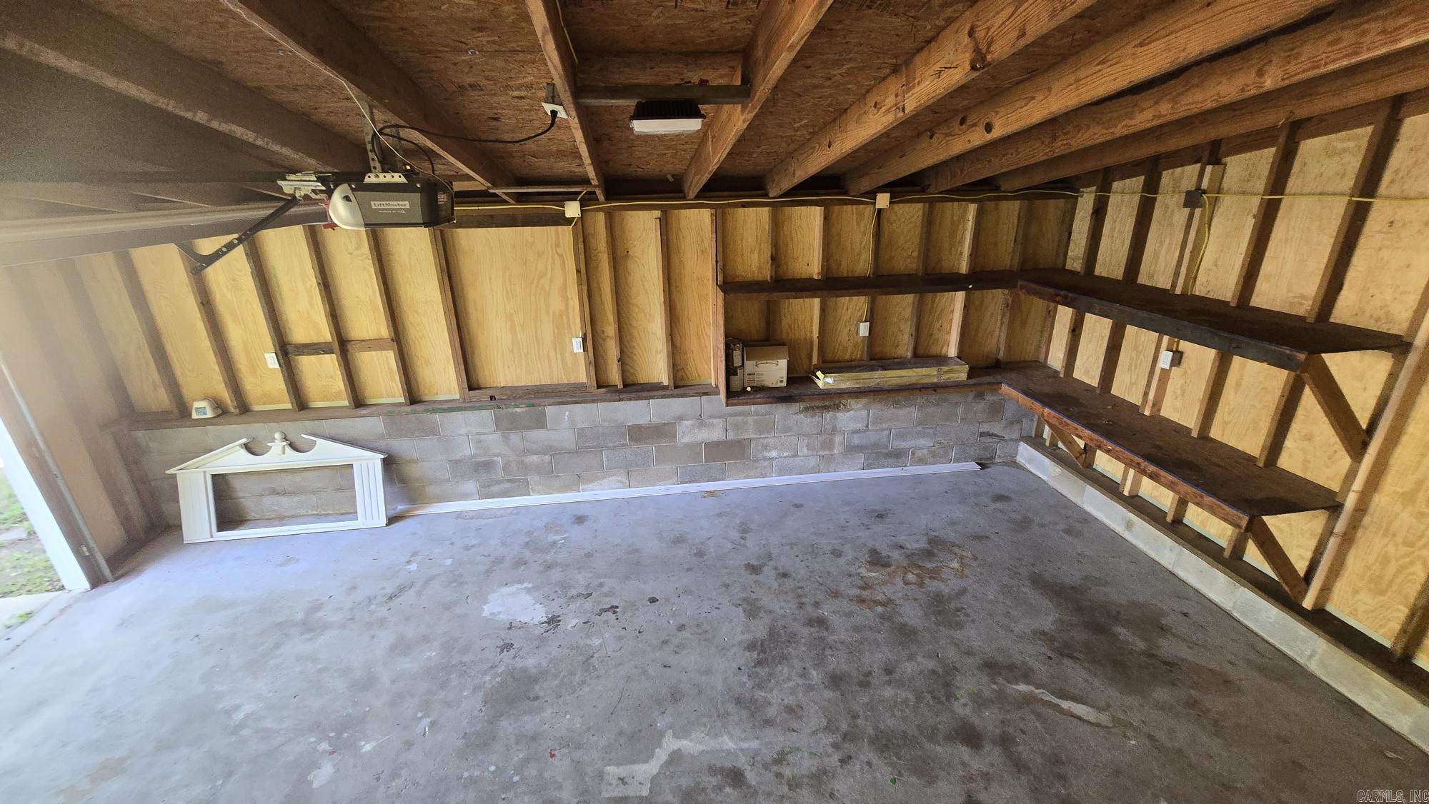 15921 Oak Street Property Photo 26