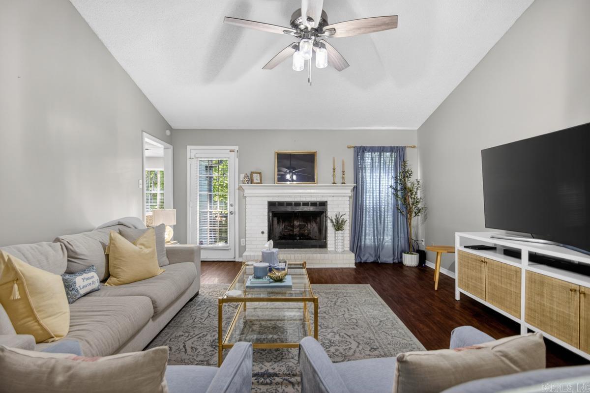 1712 Eagle Point Way Property Photo 12