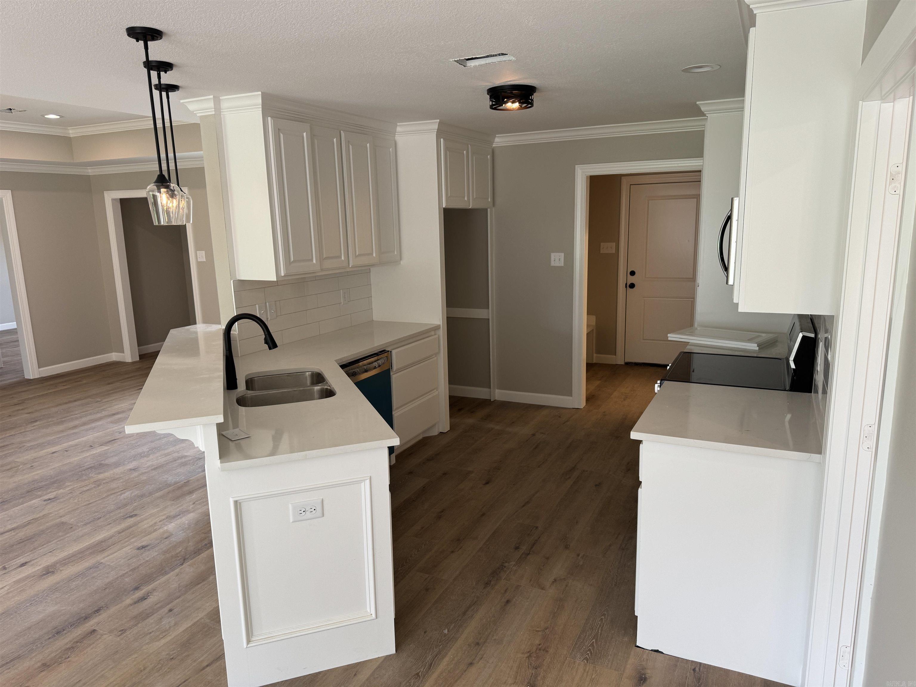 20 Ledrick Circle Property Photo 6