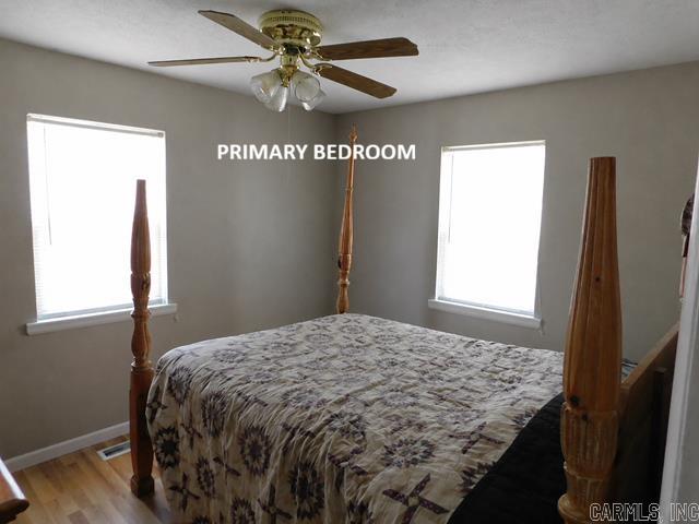 605 Newton Avenue Property Photo 11