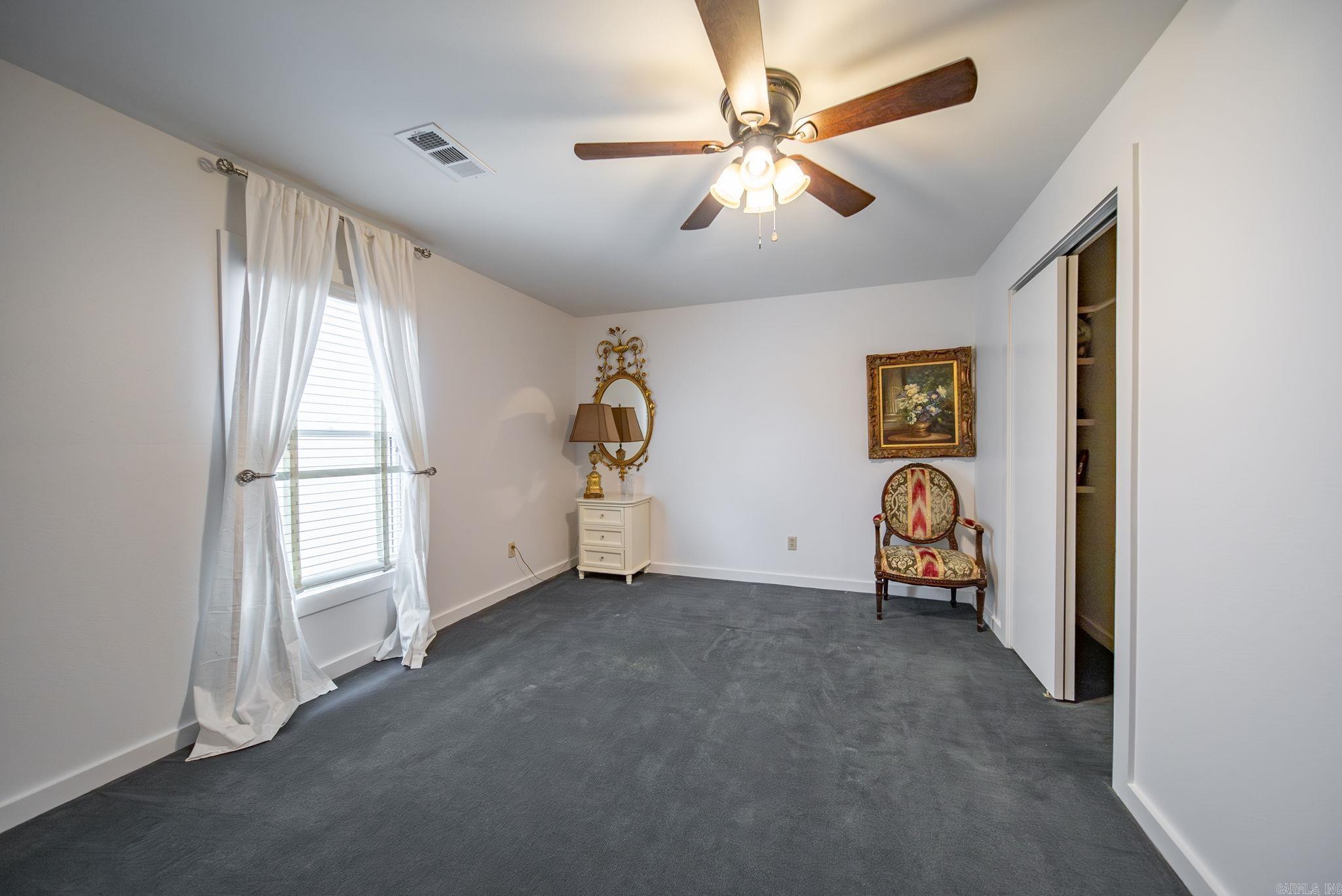 1815 River Heights Property Photo 32