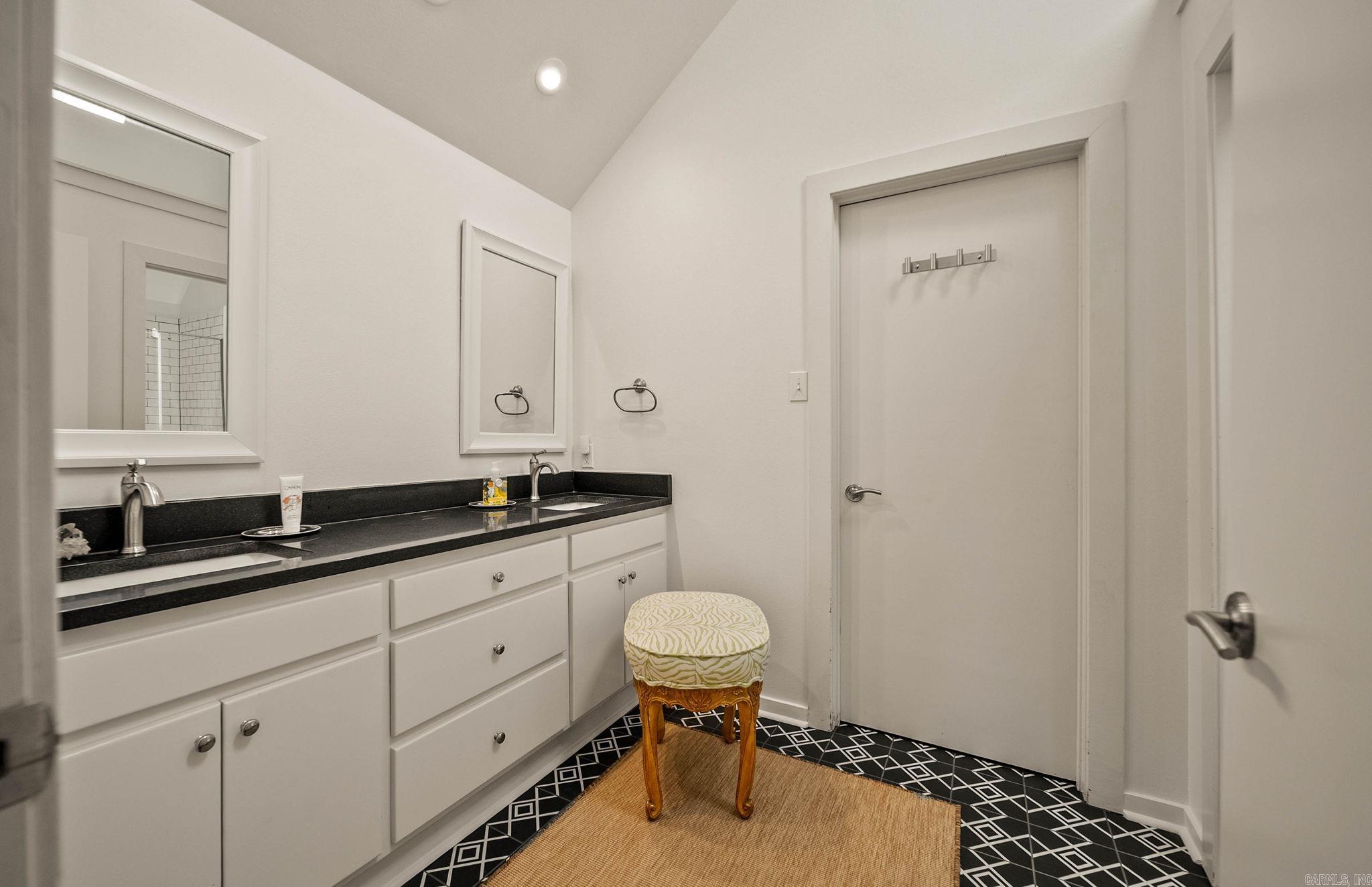 1815 River Heights Property Photo 34