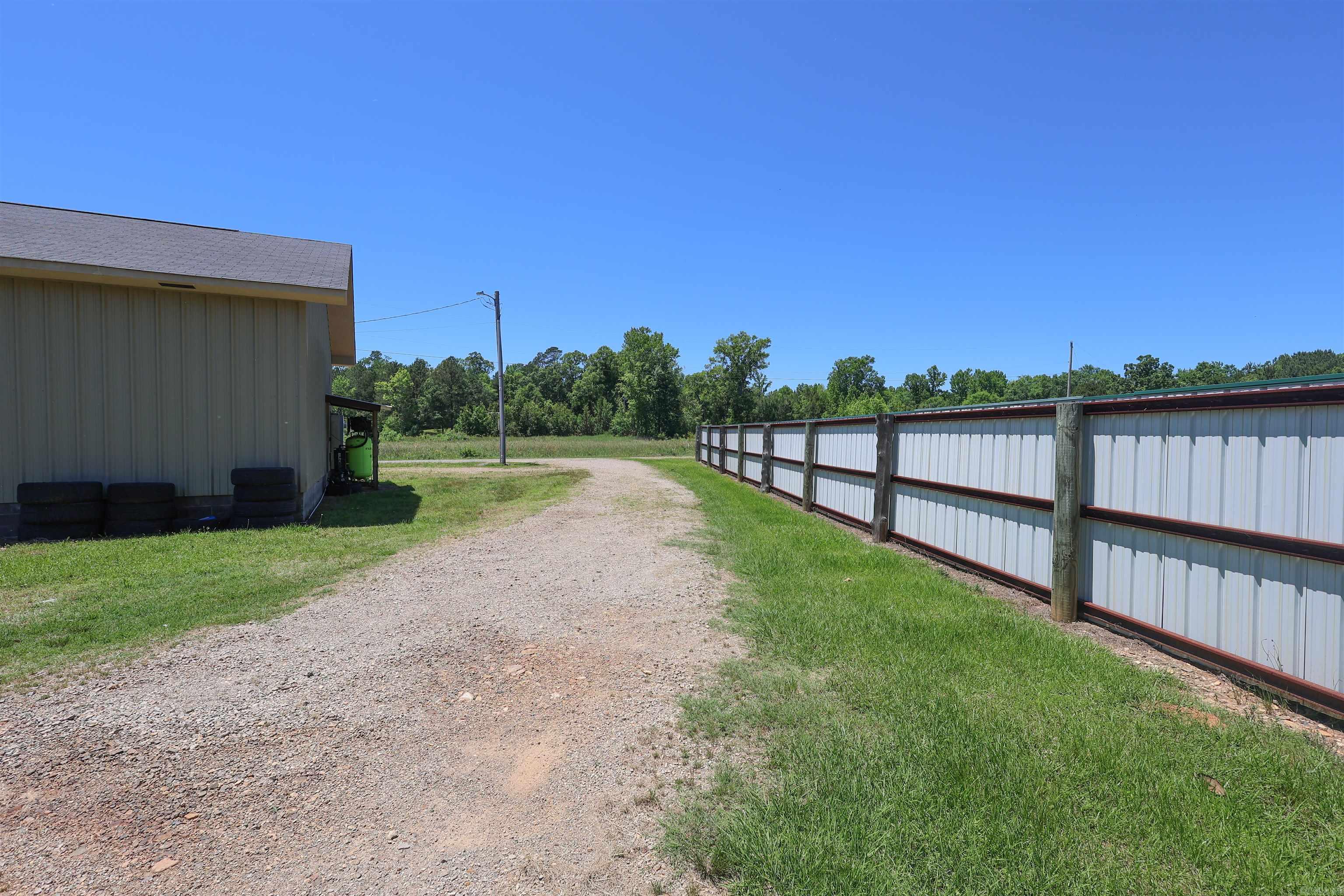 101 Caney Place Property Photo 40