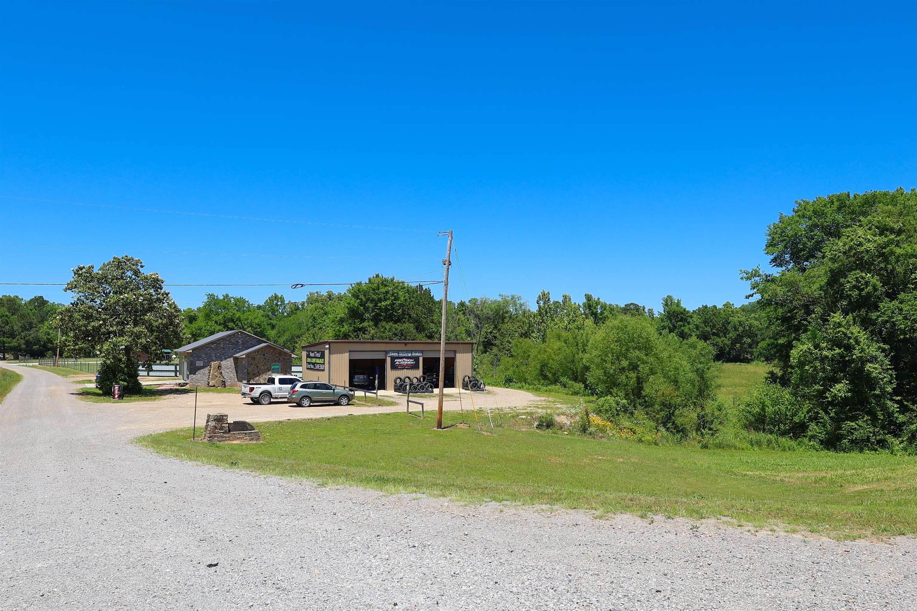 101 Caney Place Property Photo 41