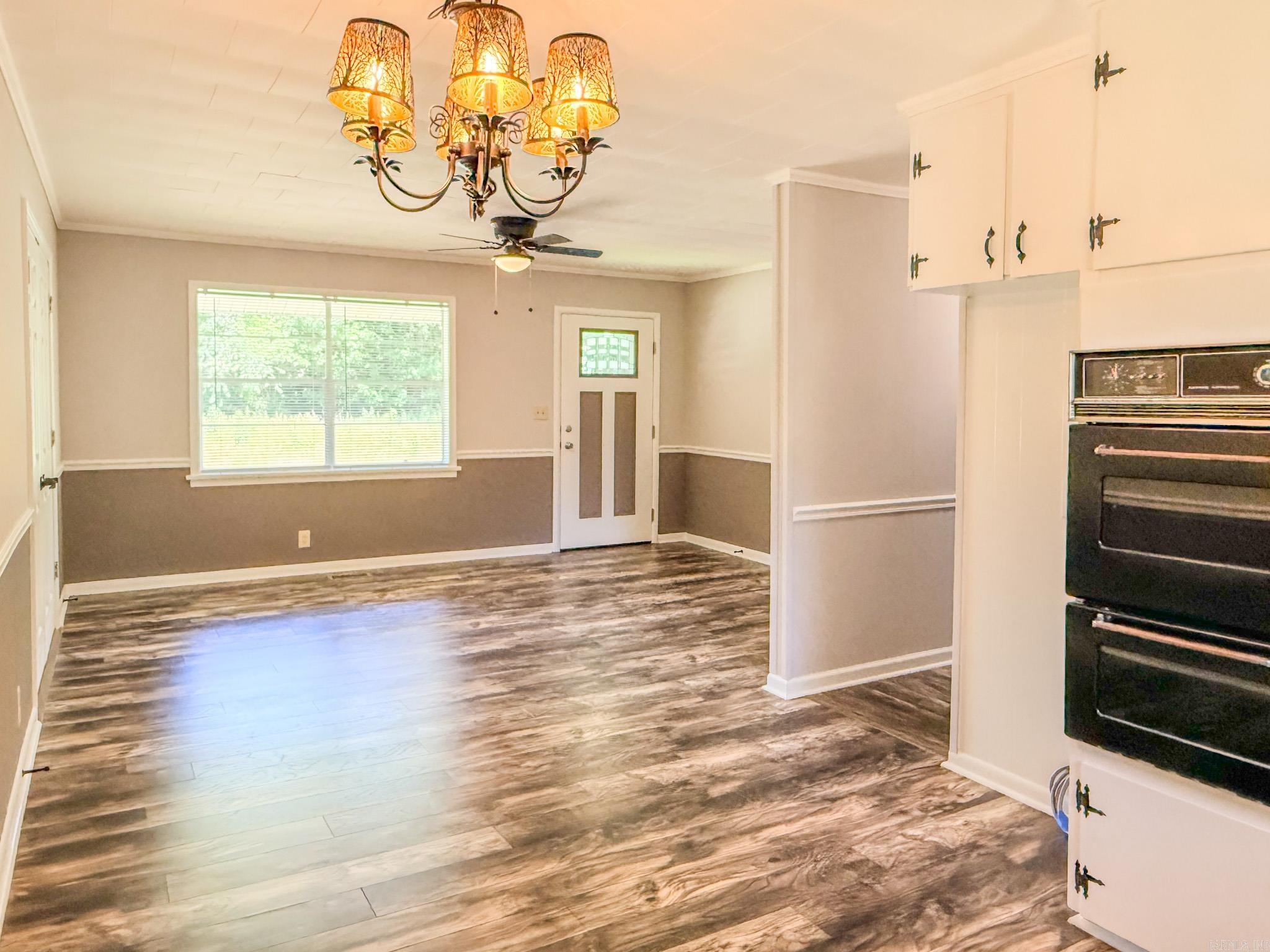 1504 Texas Street Property Photo 4