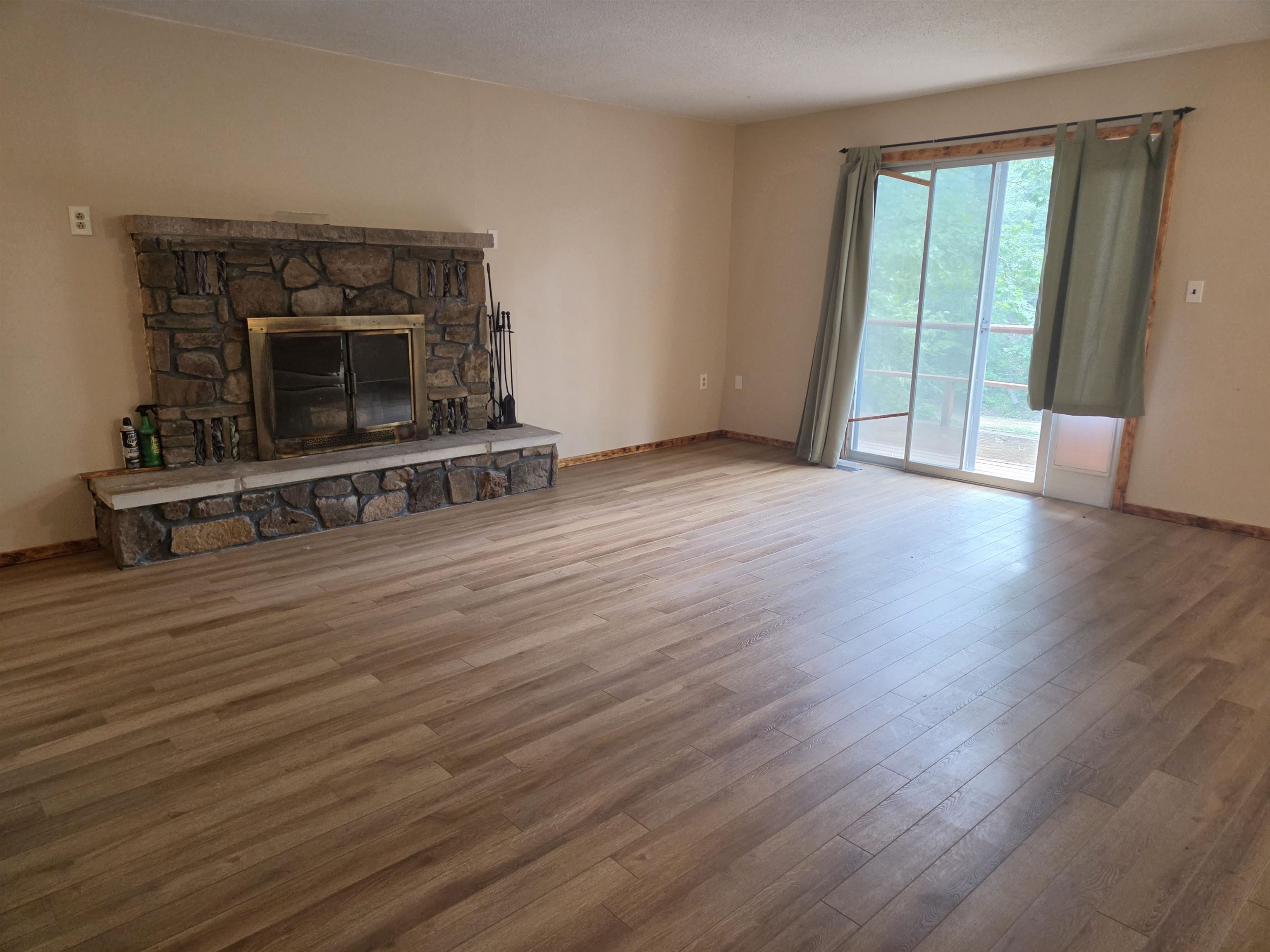 97 Lakeside Drive Property Photo 10