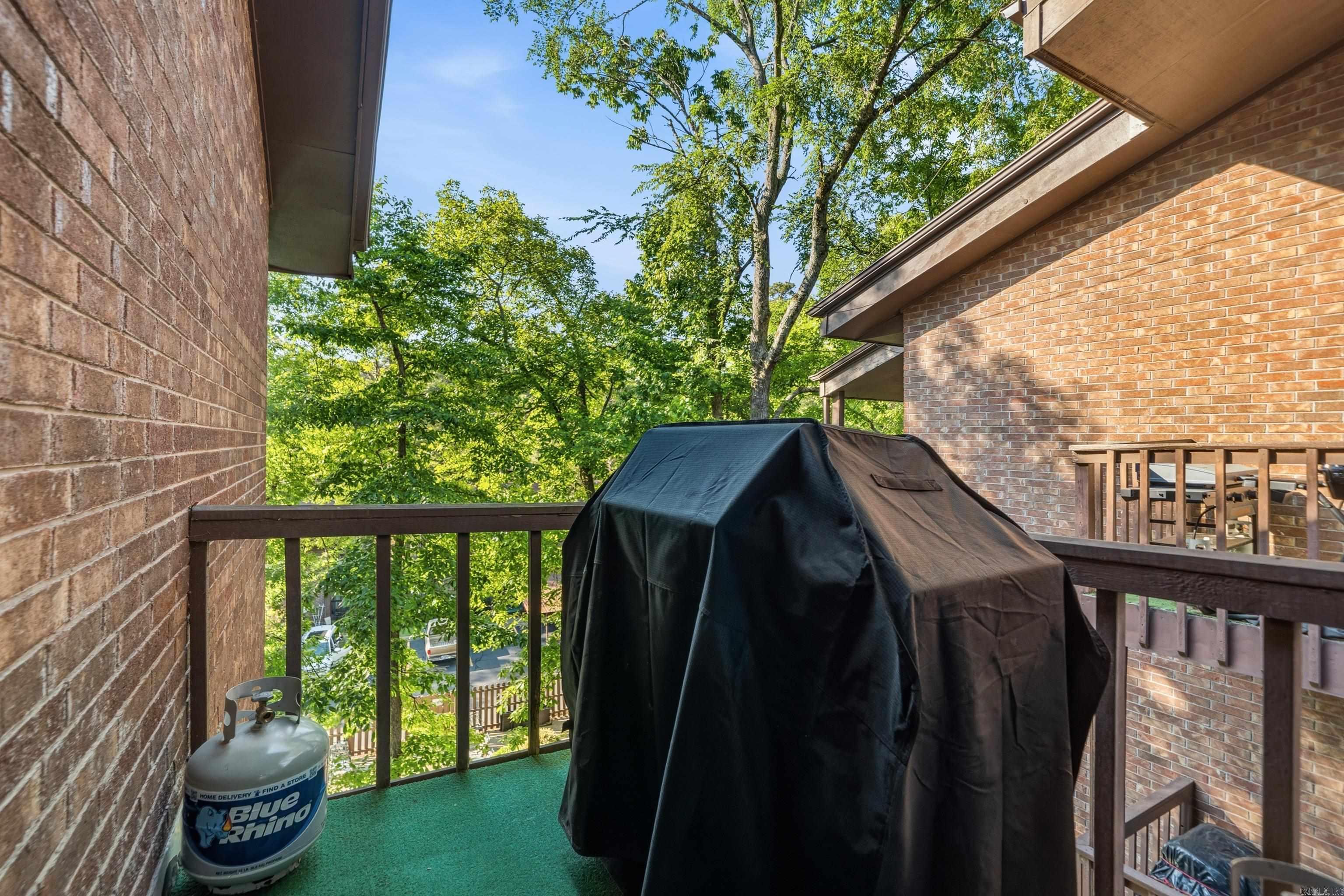 2311 Lakeshore Drive N3 Property Photo 37