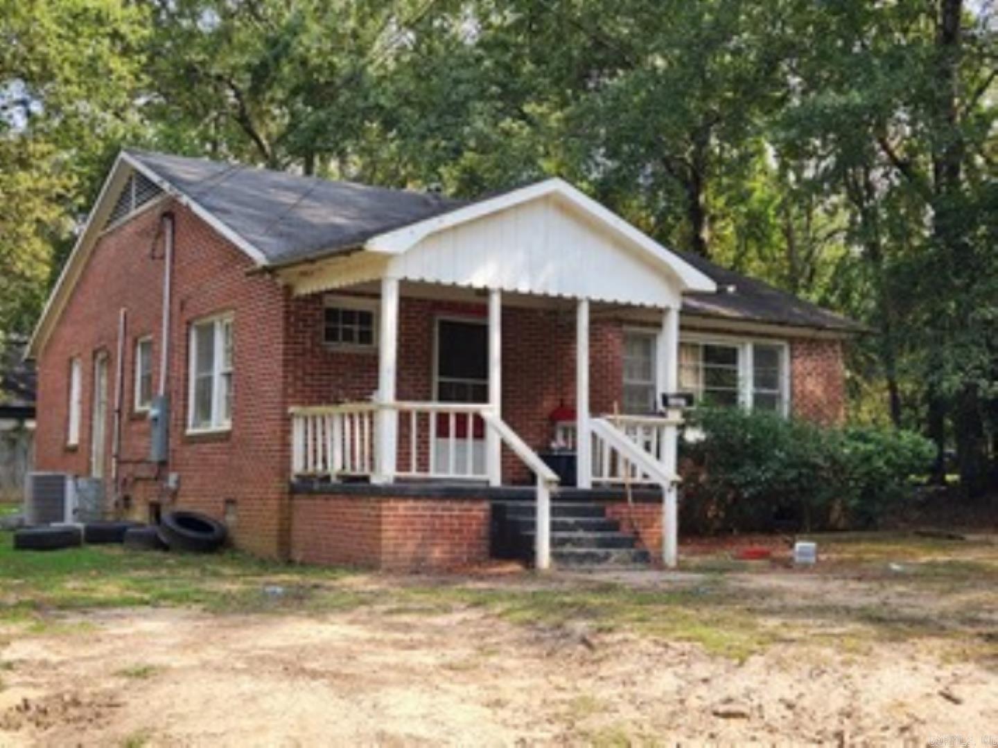 327 Hamilton Ave Property Photo 1
