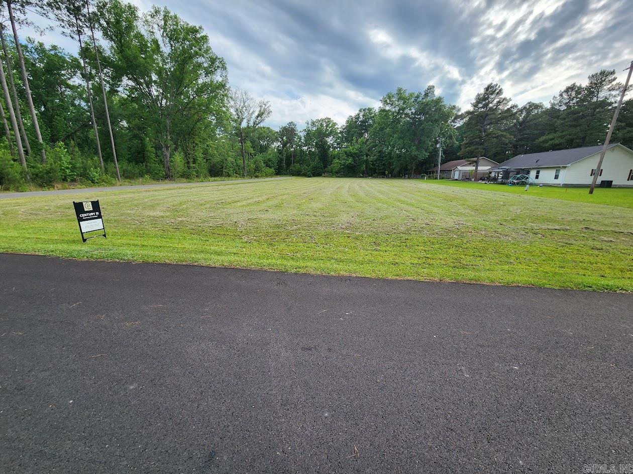 21 Lot Property Photo 7