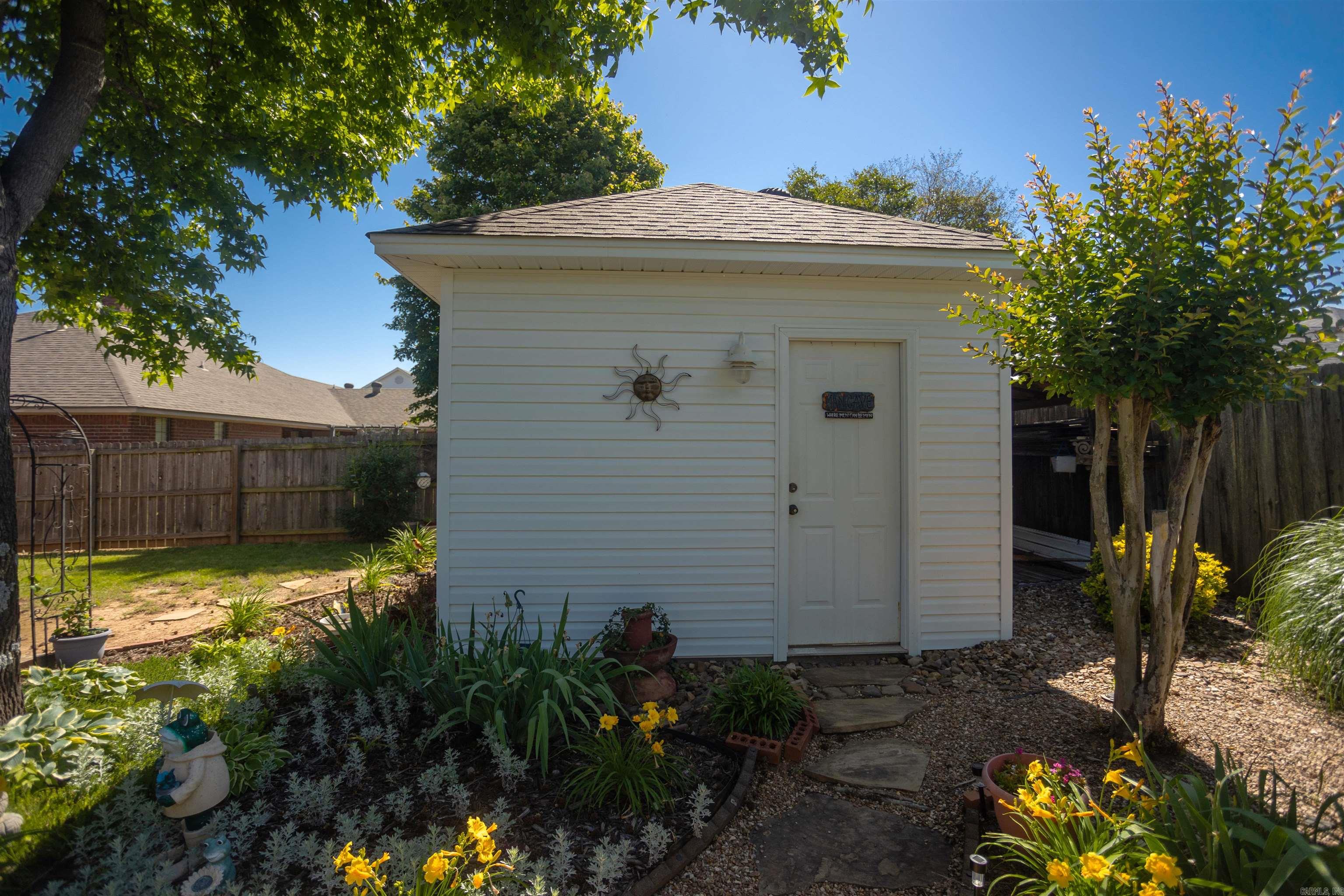 2103 W 8th Street Property Photo 6