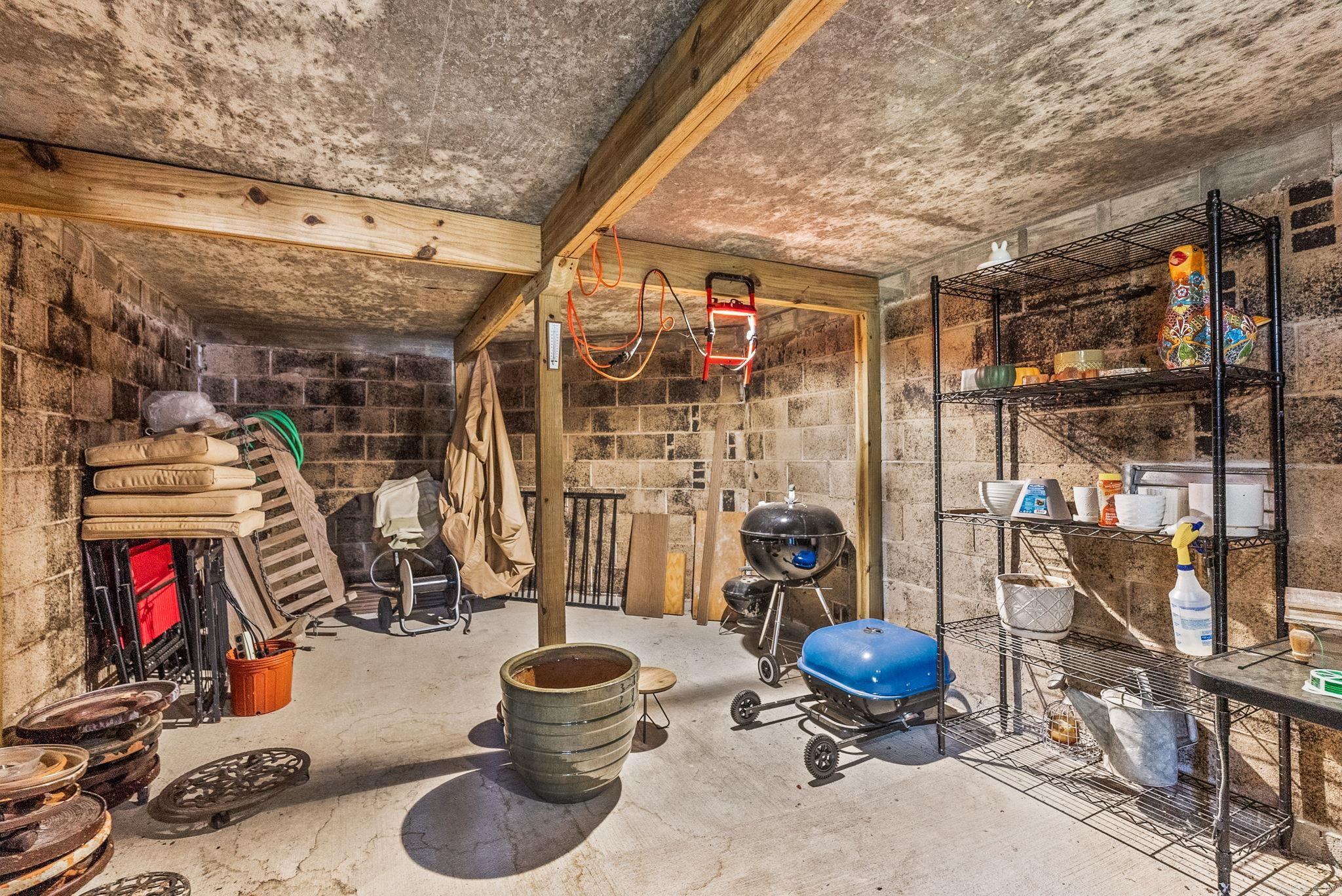9316 Millers Point Property Photo 45