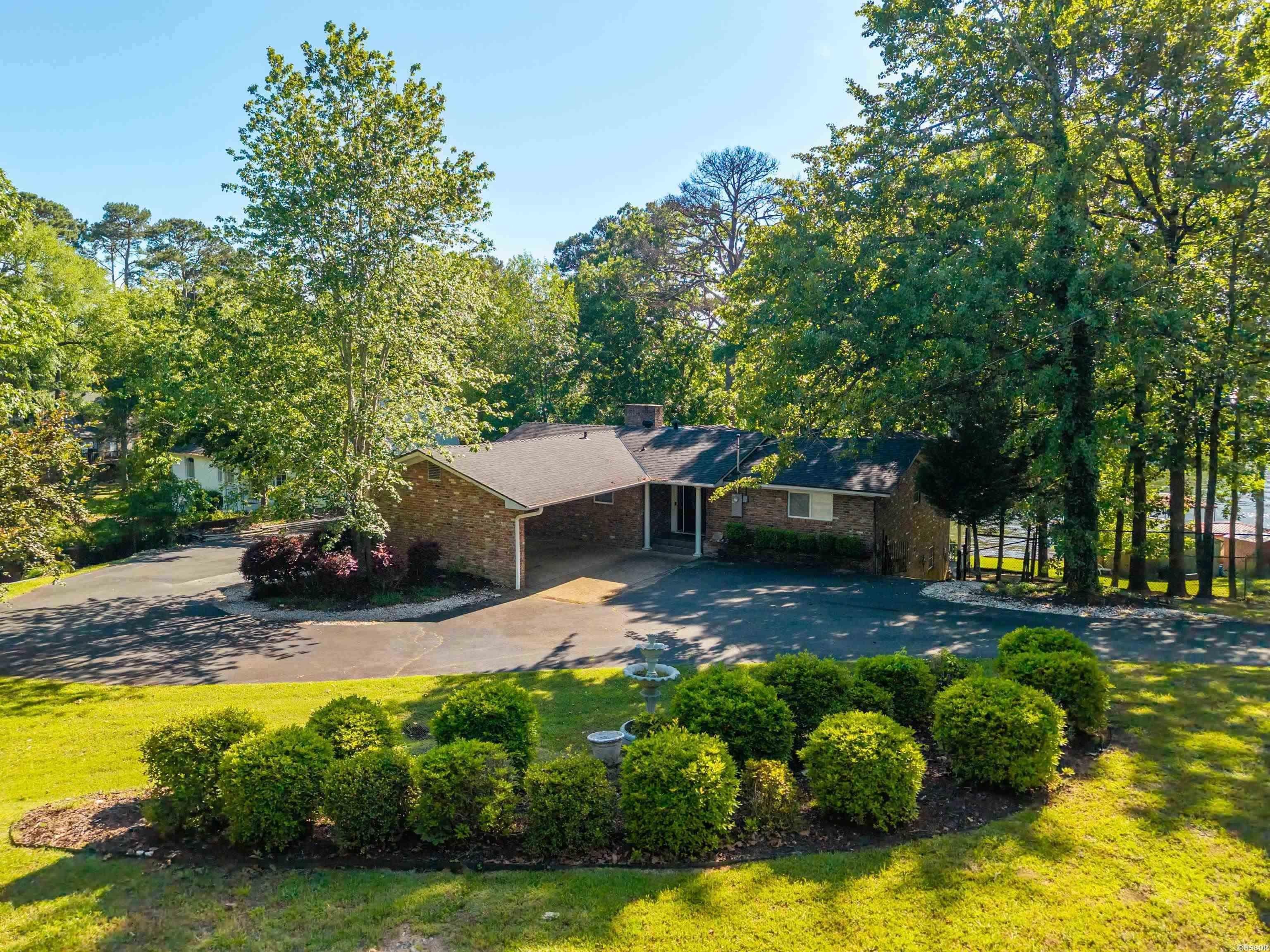 115 Westport Point Property Photo 1