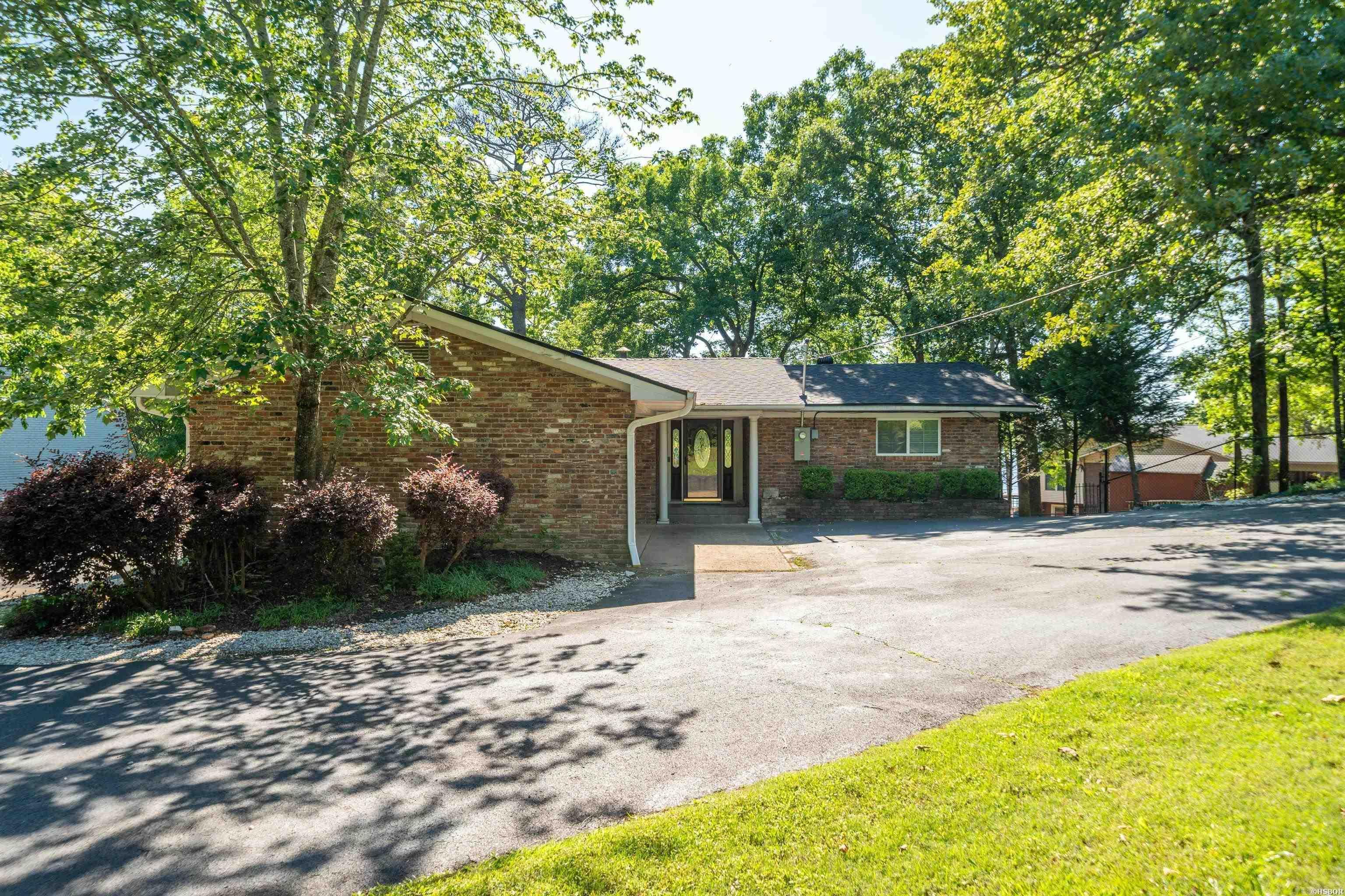 115 Westport Point Property Photo 4