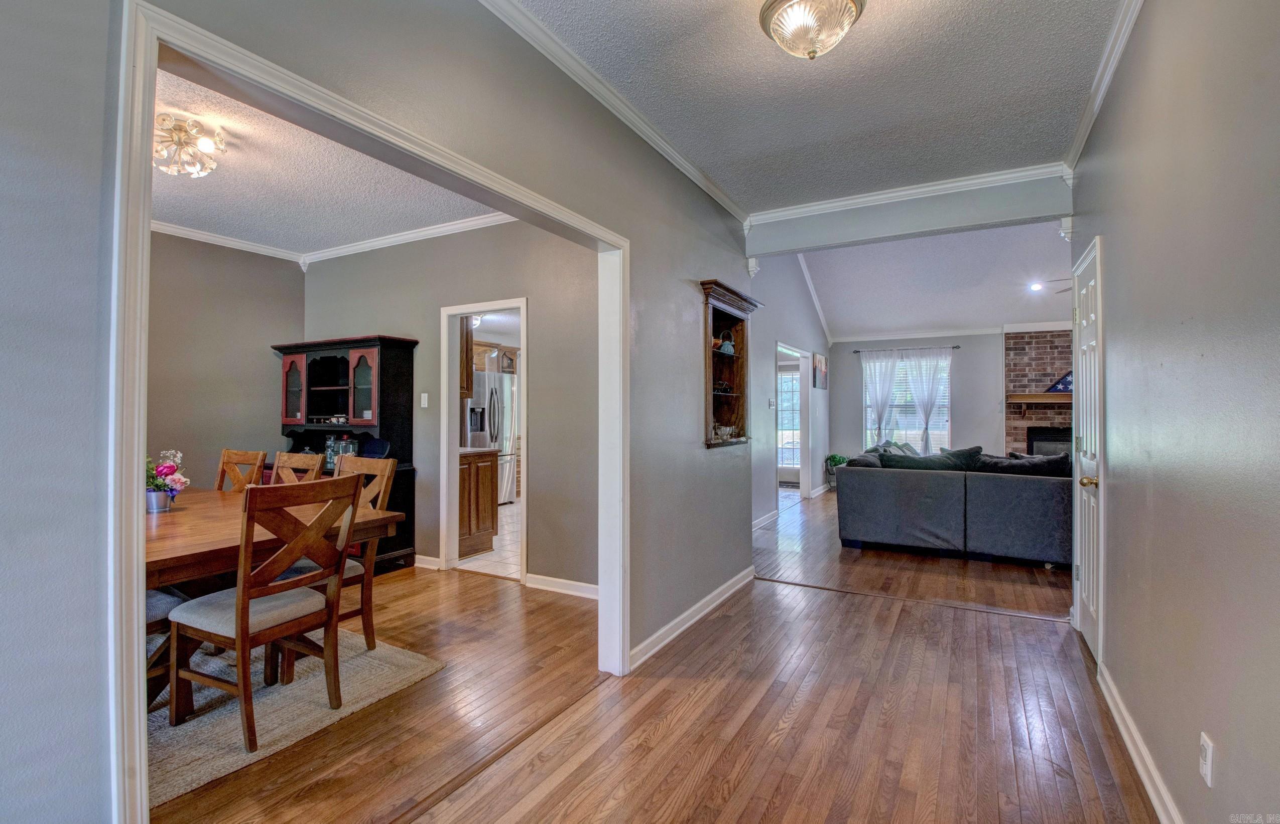 1705 N Lincoln Property Photo 6