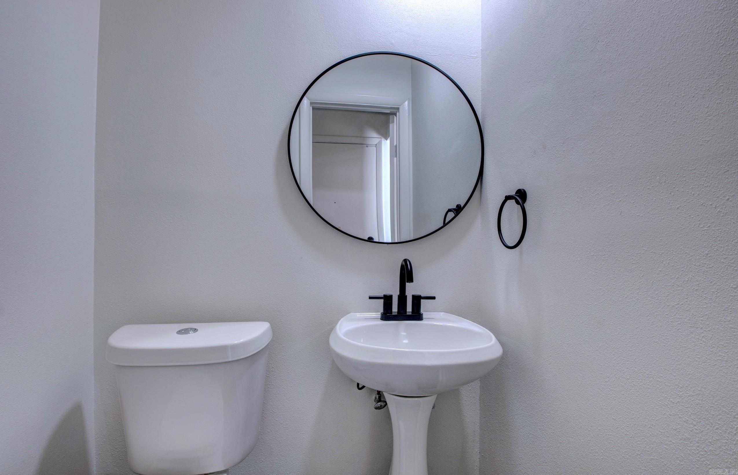 9758 Clove Road Property Photo 20