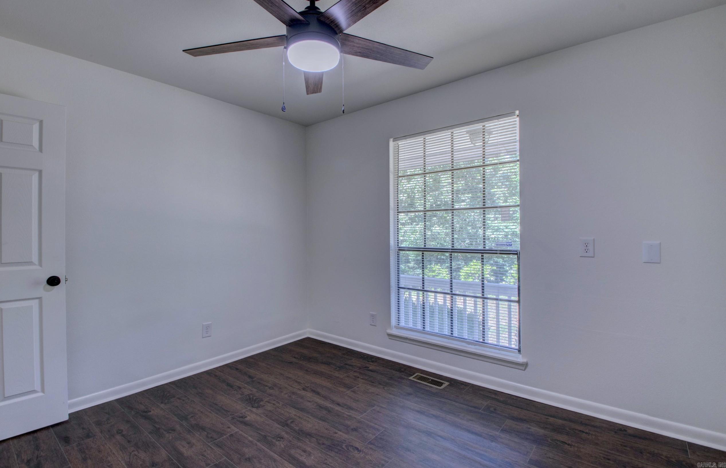 9758 Clove Road Property Photo 26