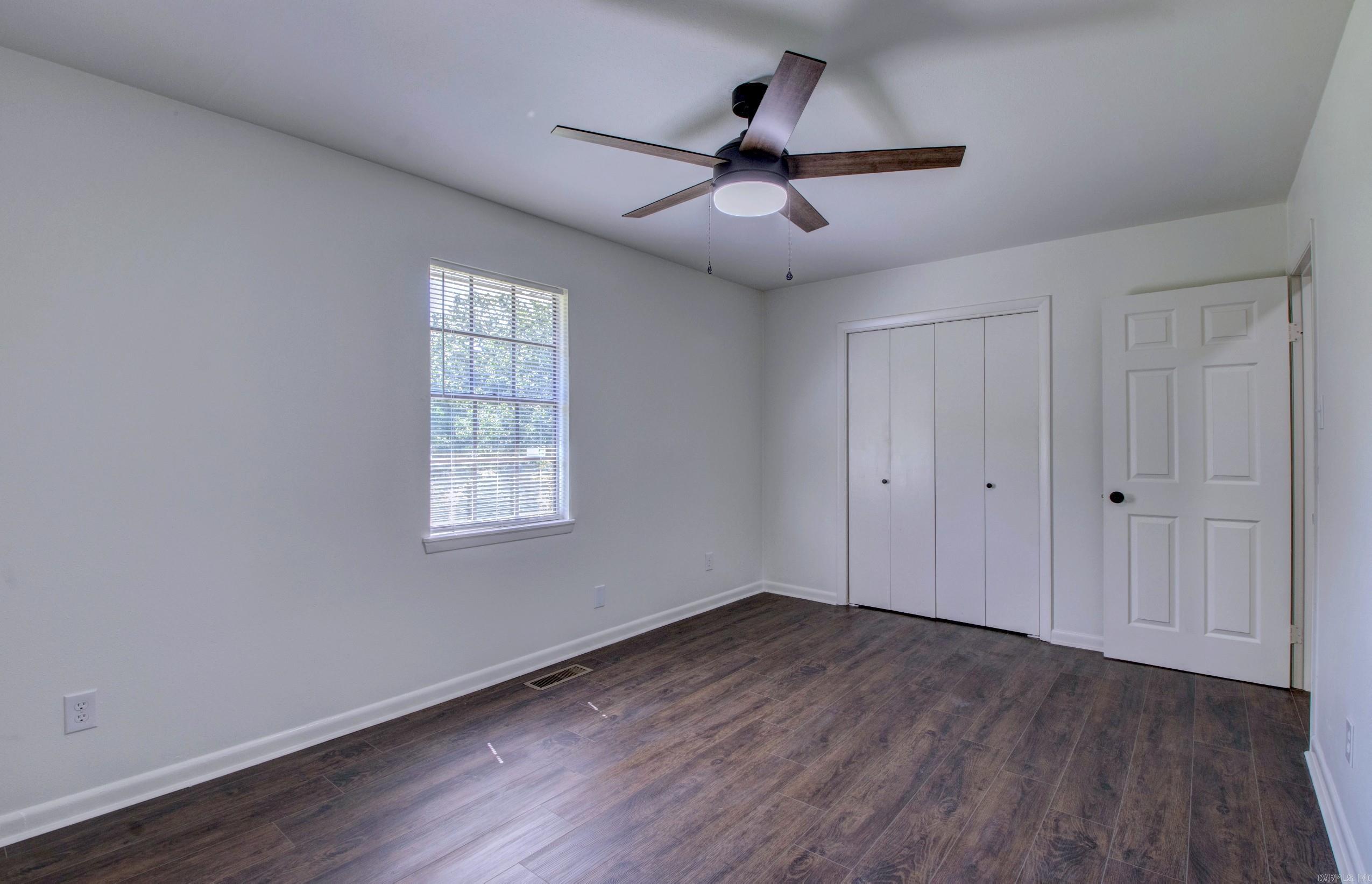9758 Clove Road Property Photo 32