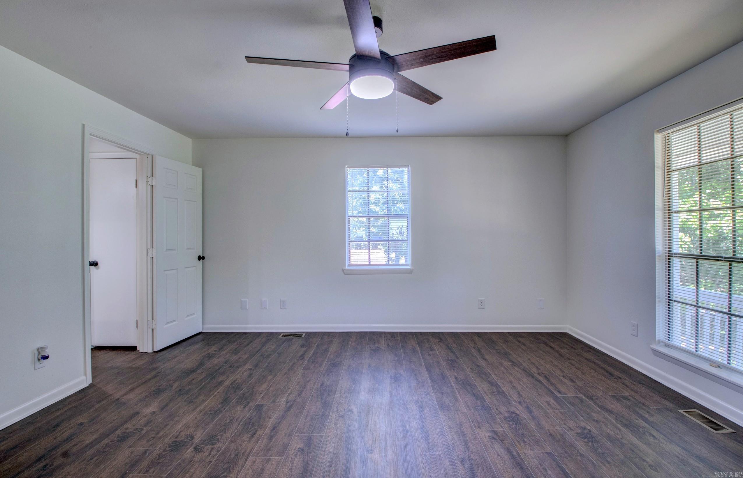 9758 Clove Road Property Photo 35