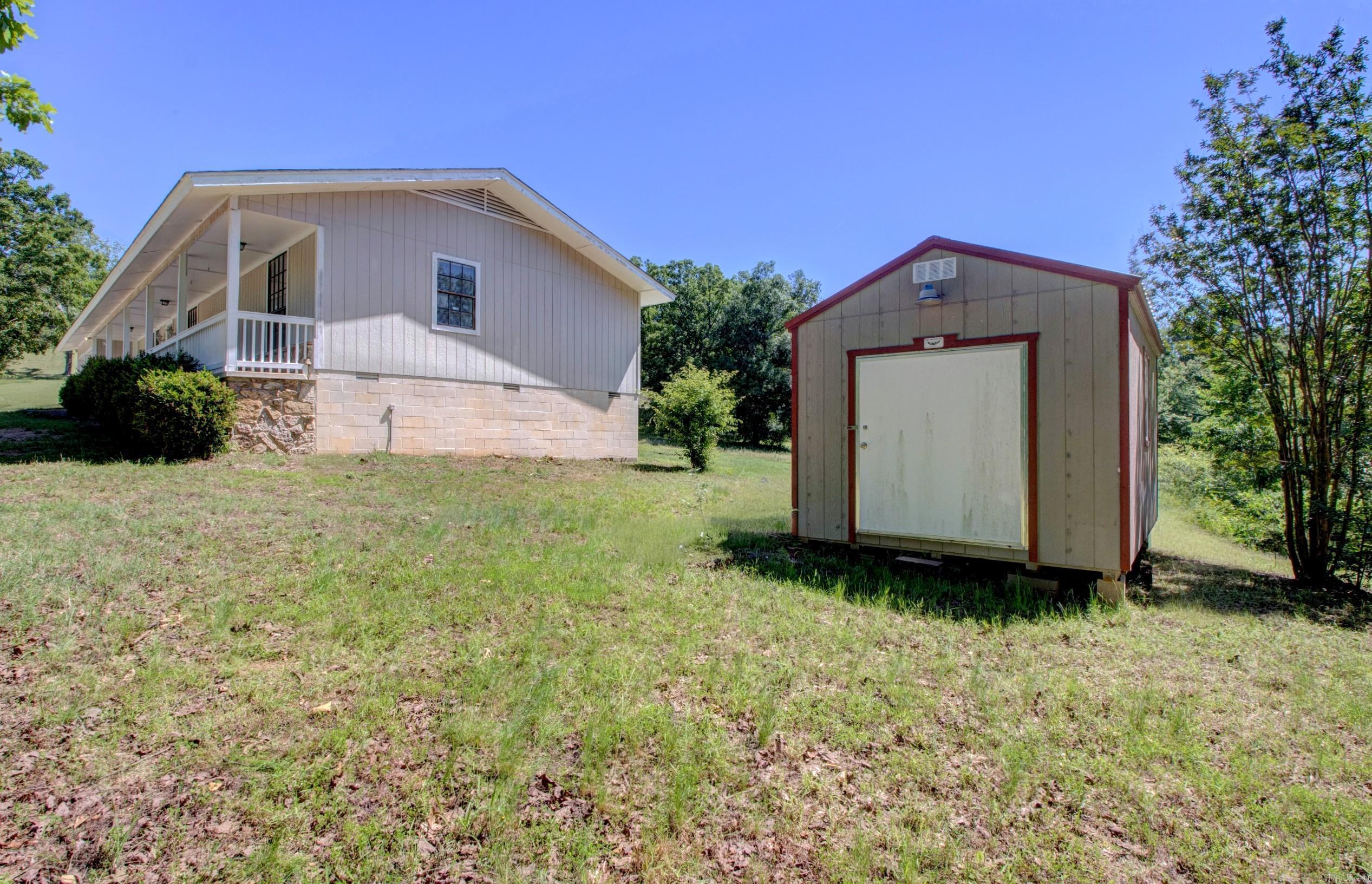 9758 Clove Road Property Photo 43