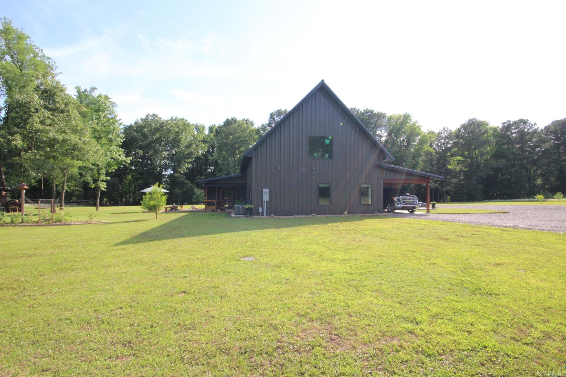 445 T J King Rd. Property Photo 4