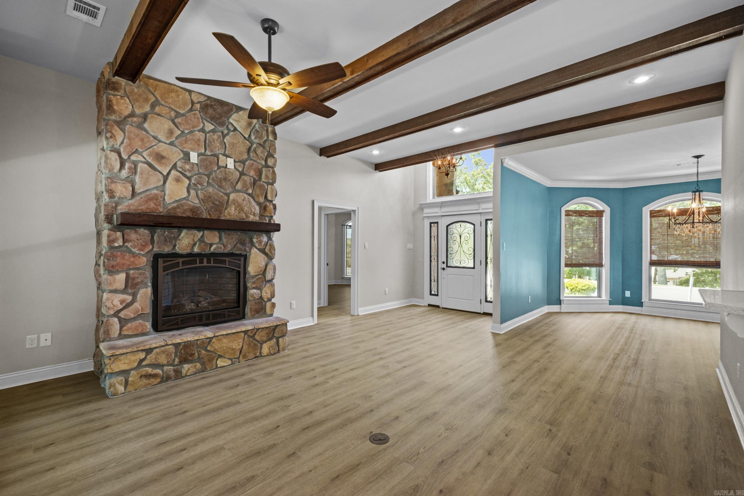 409 Cobblestone Dr Property Photo 11