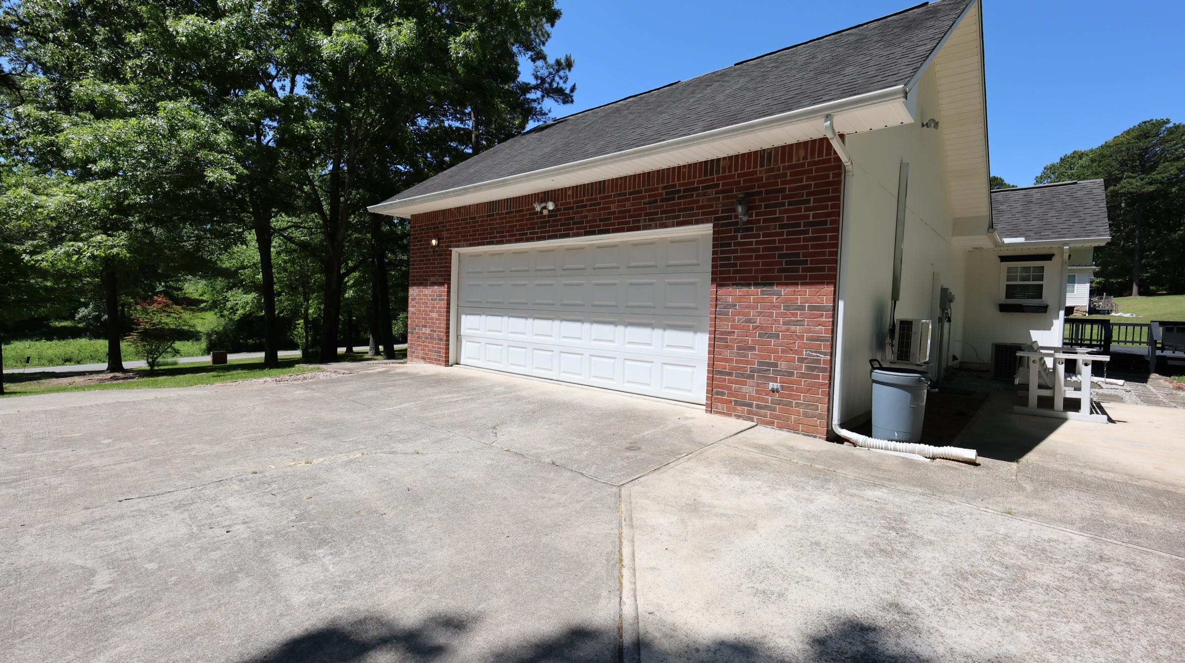 137 Sharp Street Property Photo 3