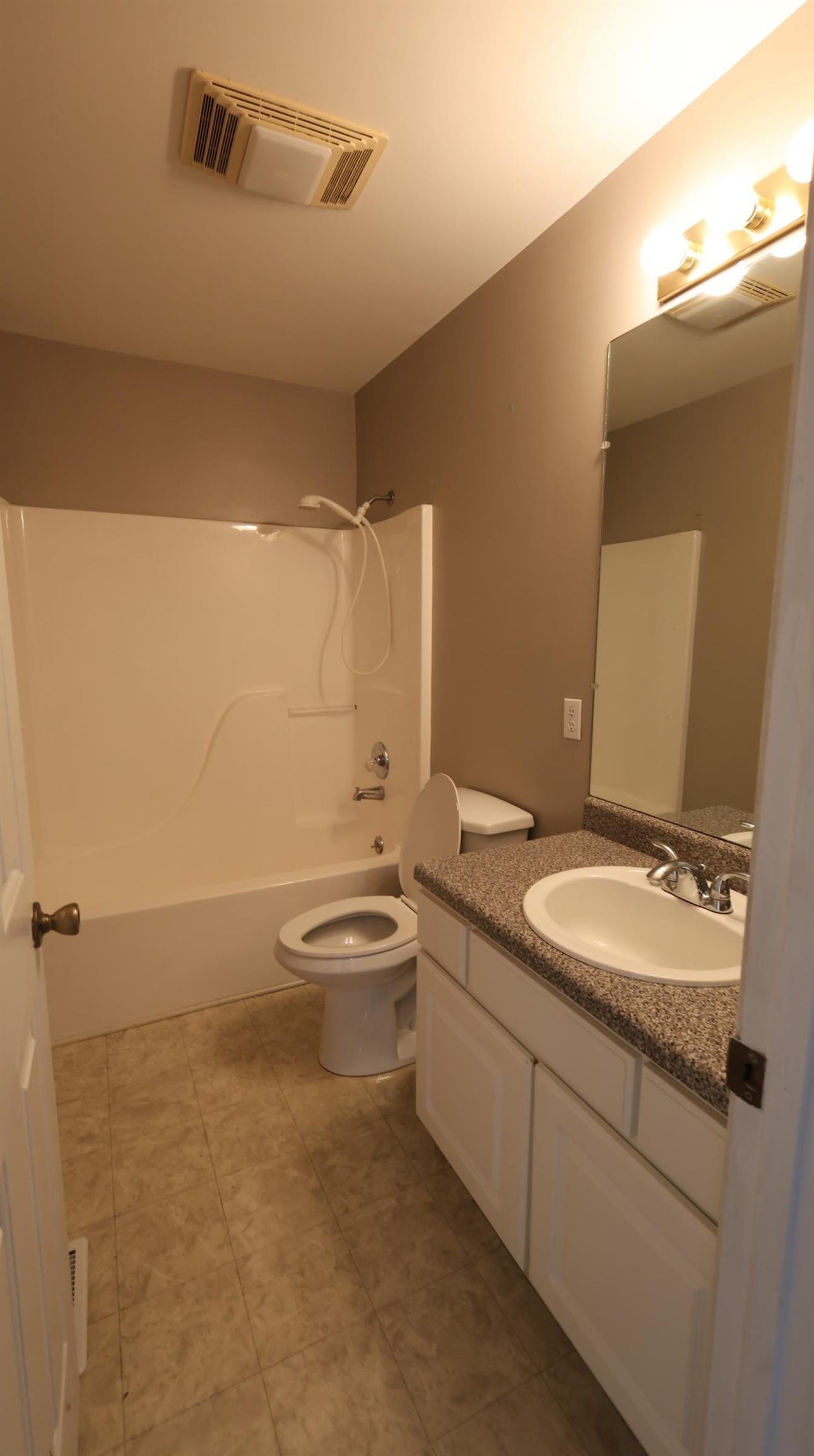 137 Sharp Street Property Photo 20
