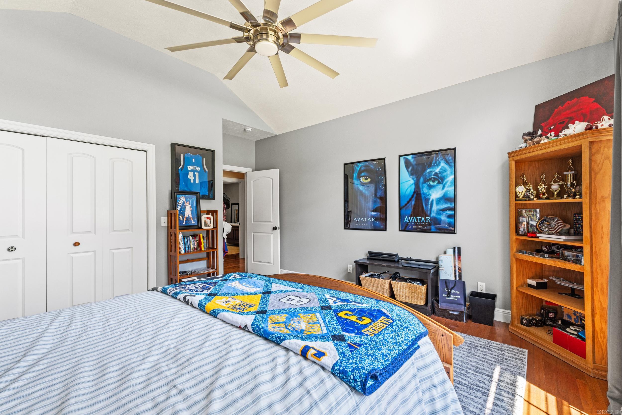 2027 Shadow Oak Drive Property Photo 17