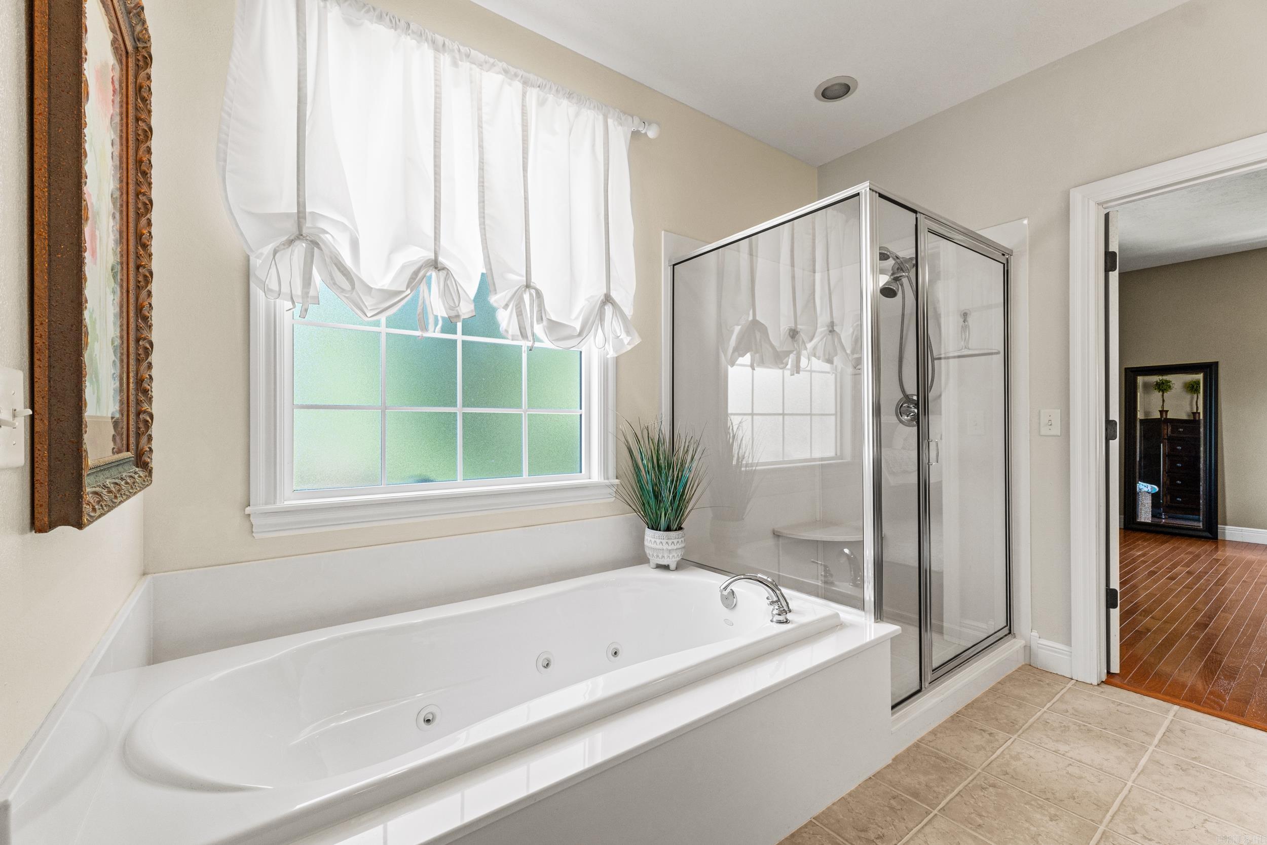 2027 Shadow Oak Drive Property Photo 22