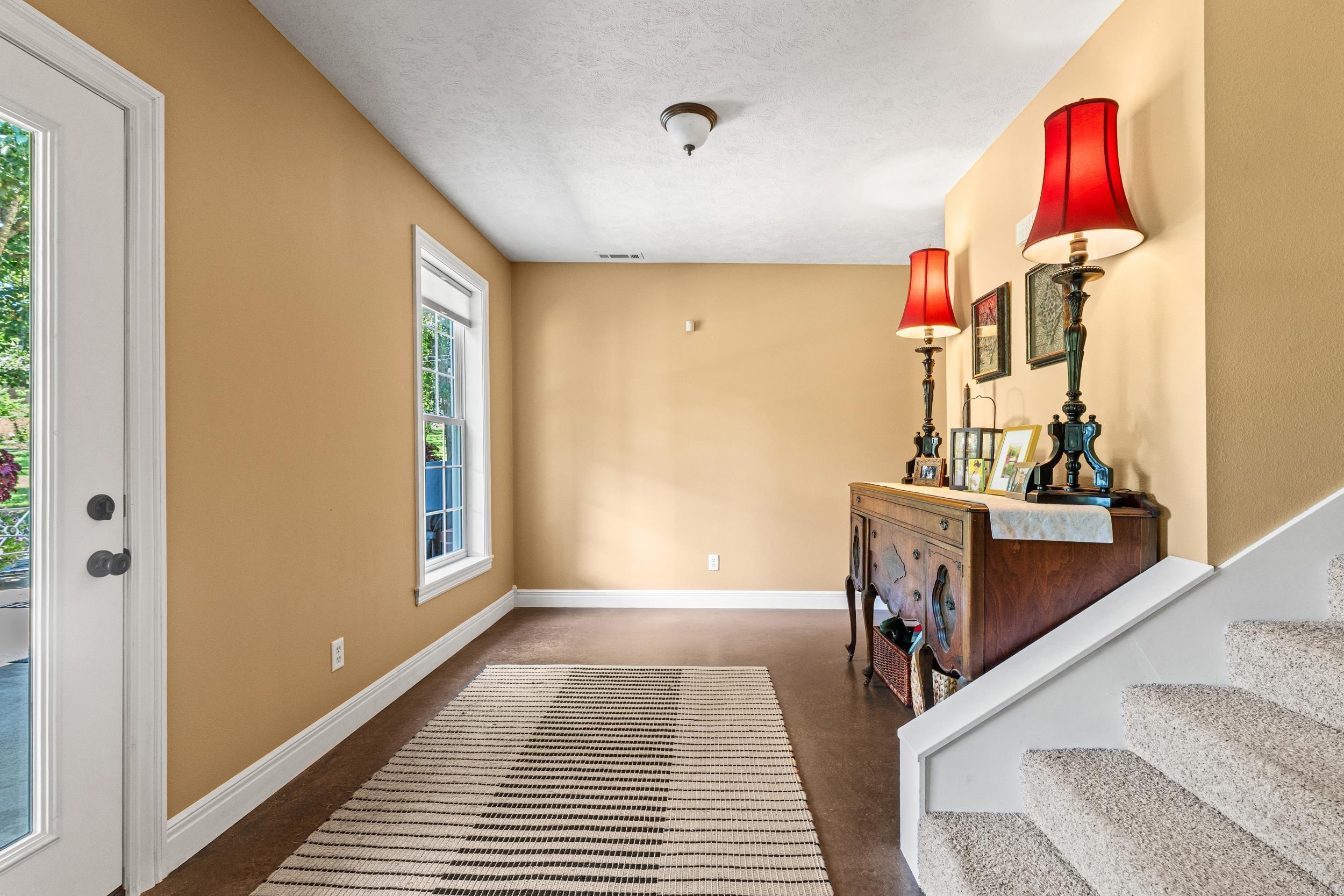 2027 Shadow Oak Drive Property Photo 23
