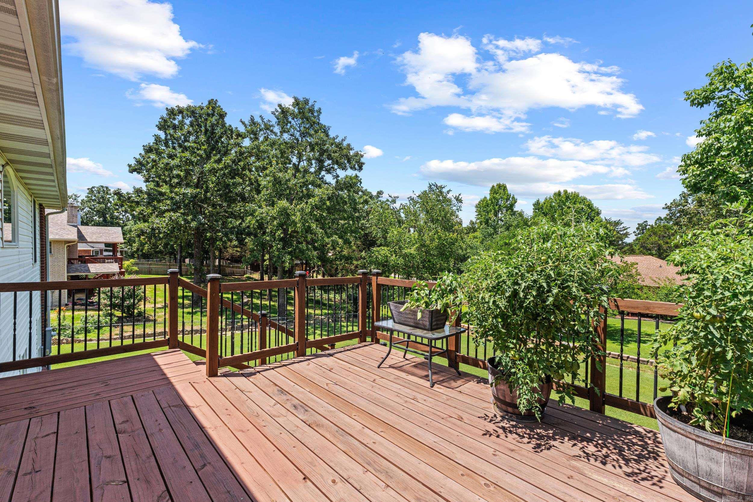 2027 Shadow Oak Drive Property Photo 43