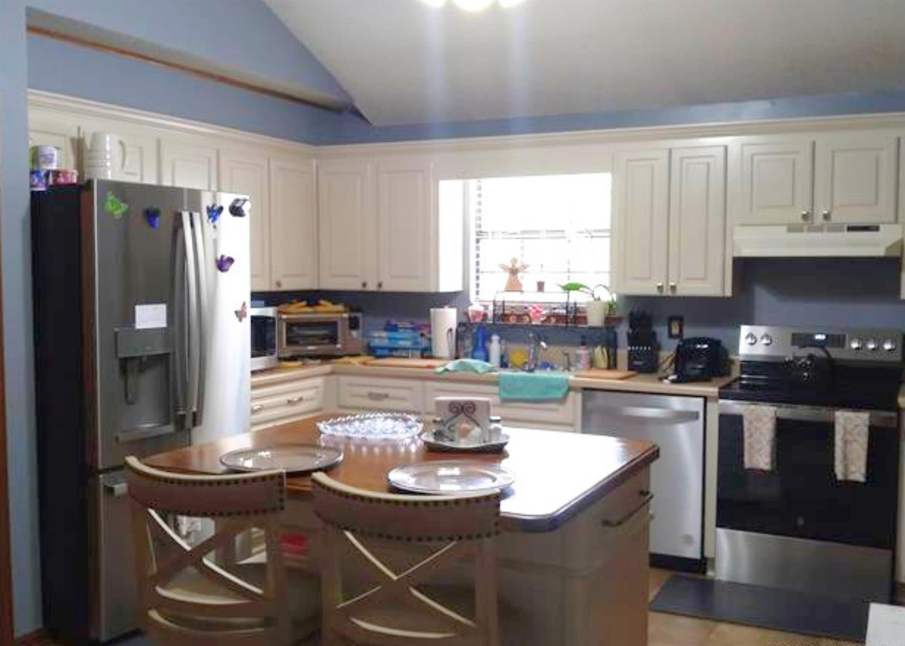 108 Dales Drive Property Photo 6