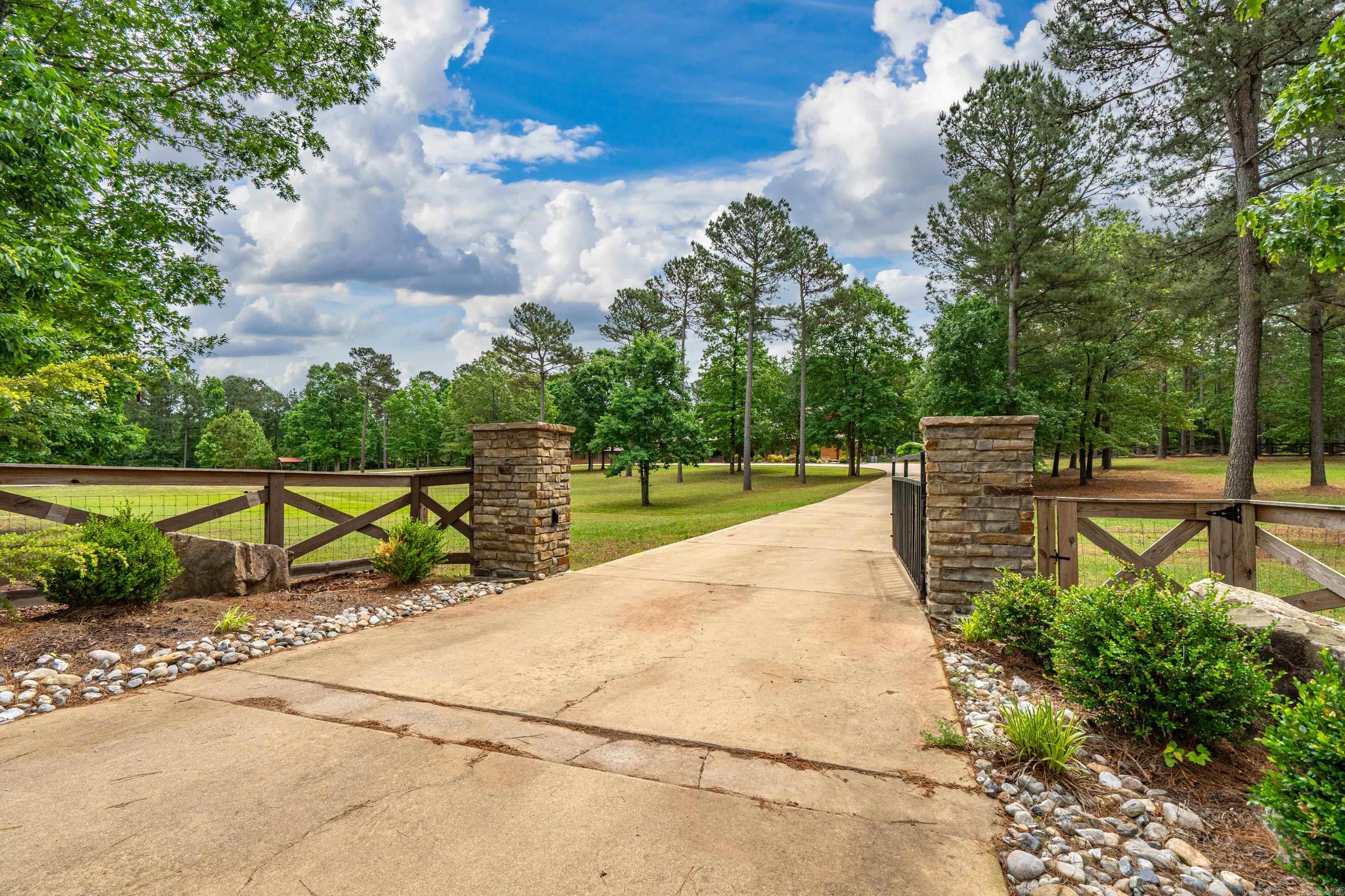 820 Brookhill Ranch Road Property Photo 5