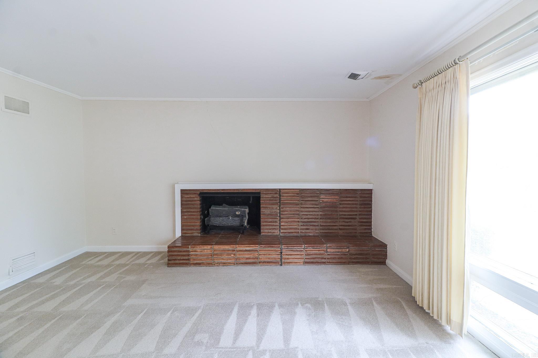 629 Melody Lane Property Photo 11