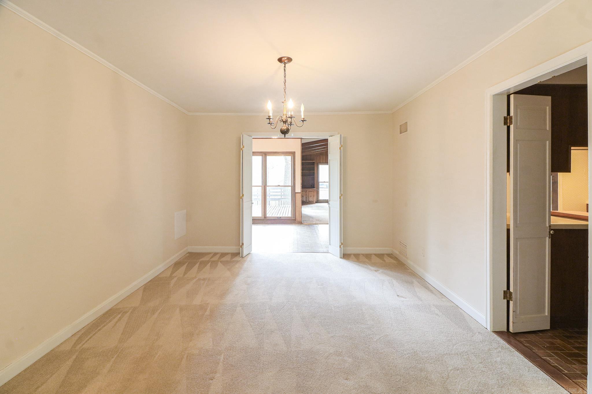 629 Melody Lane Property Photo 13