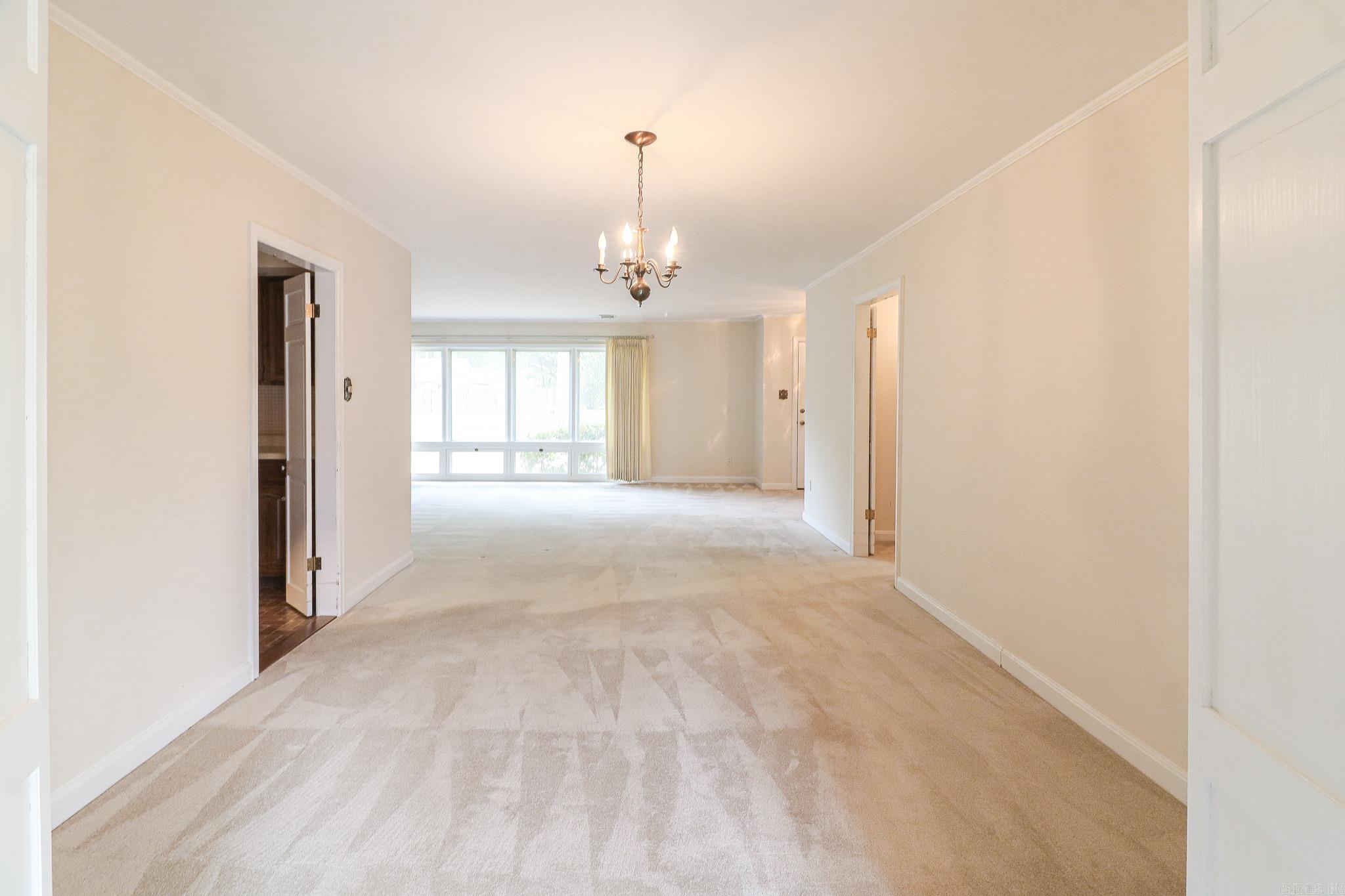 629 Melody Lane Property Photo 14
