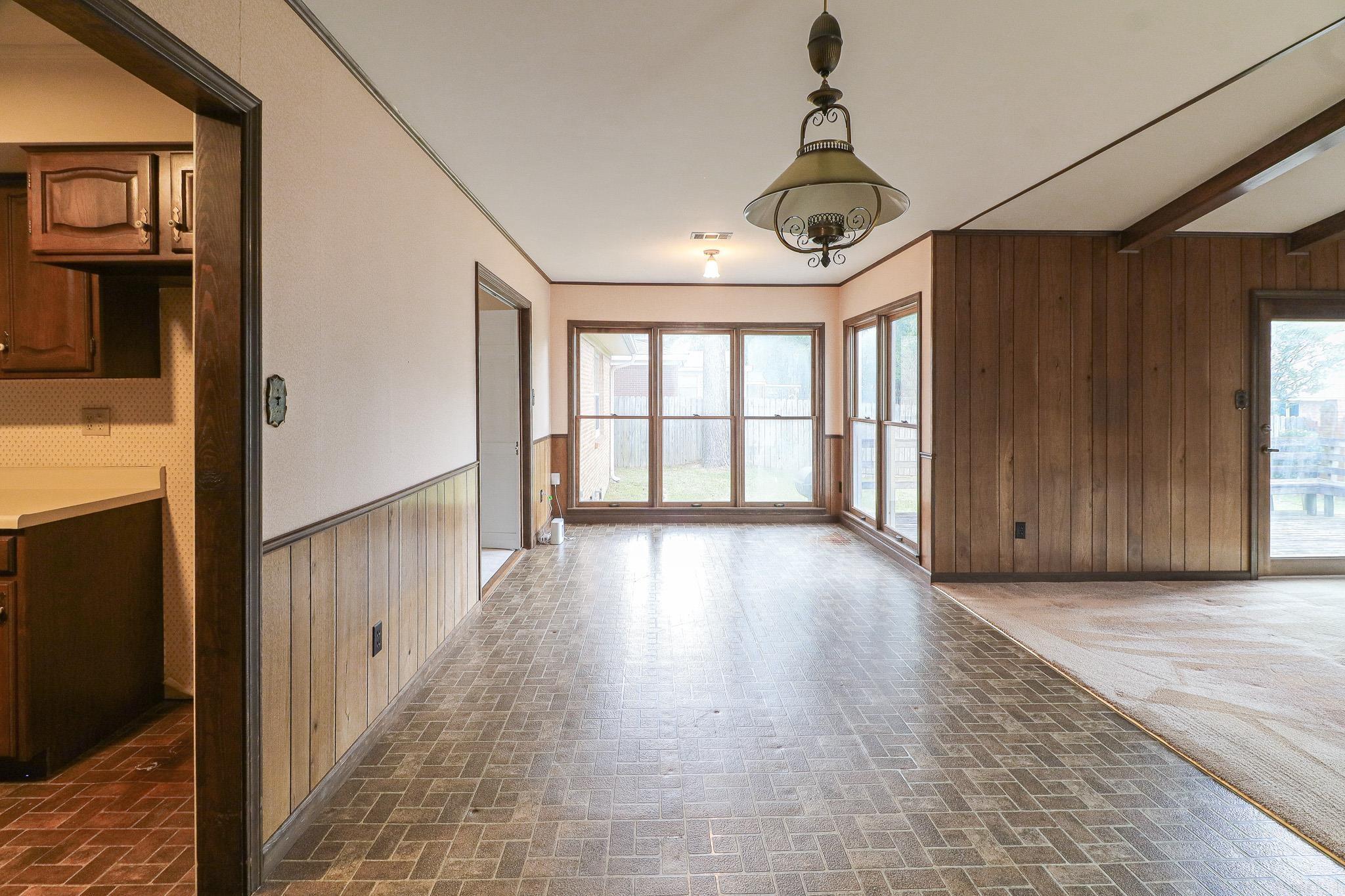 629 Melody Lane Property Photo 17