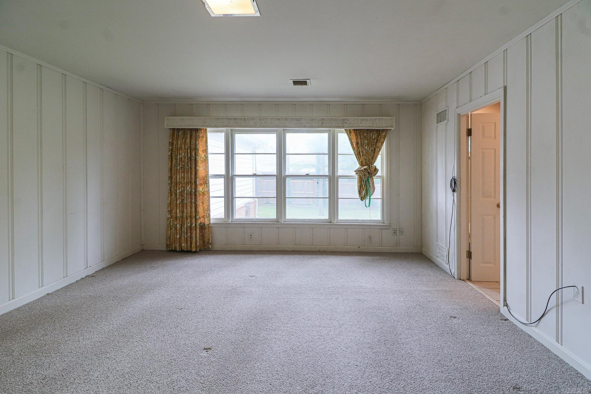 629 Melody Lane Property Photo 31