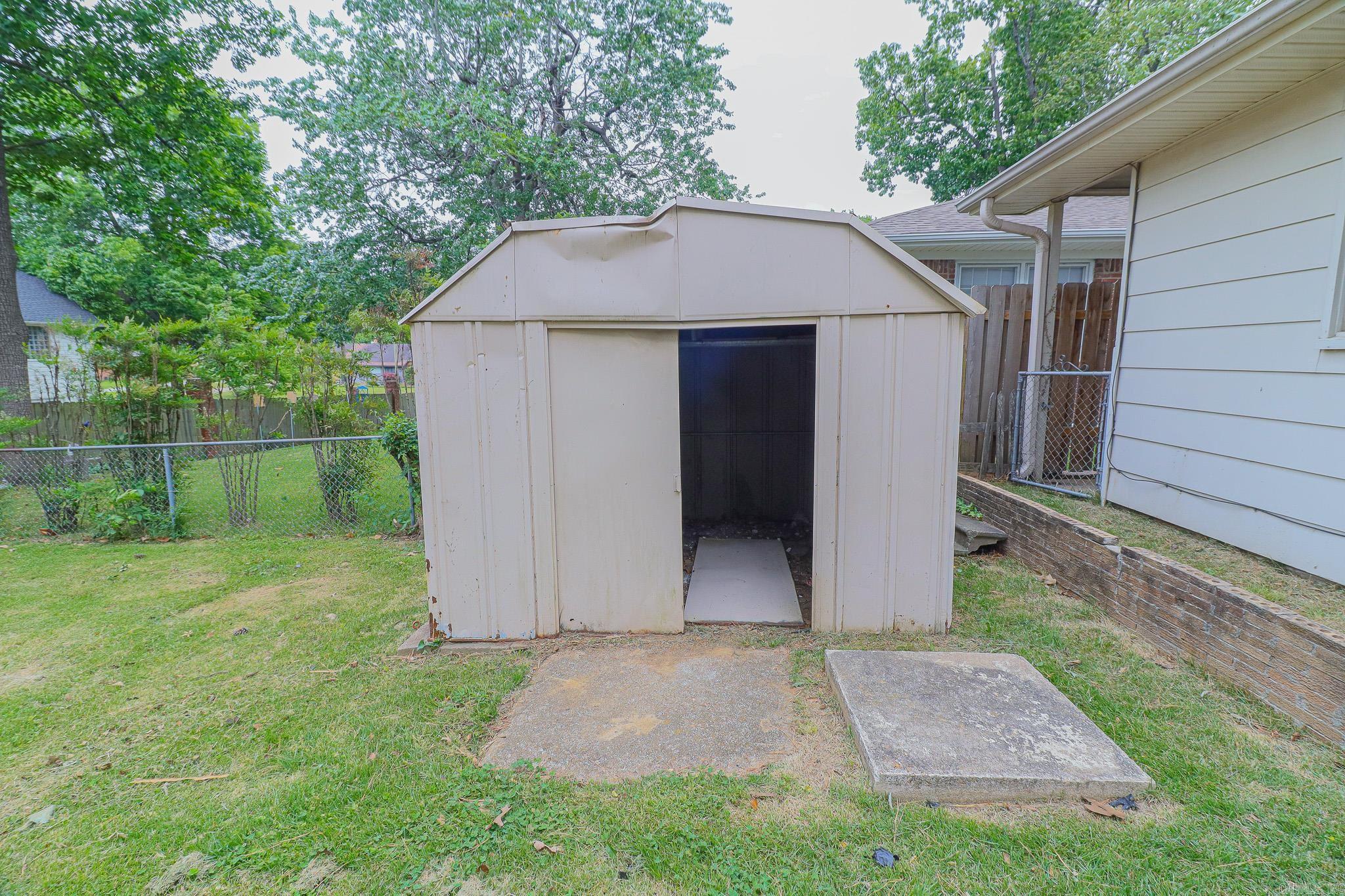 629 Melody Lane Property Photo 40