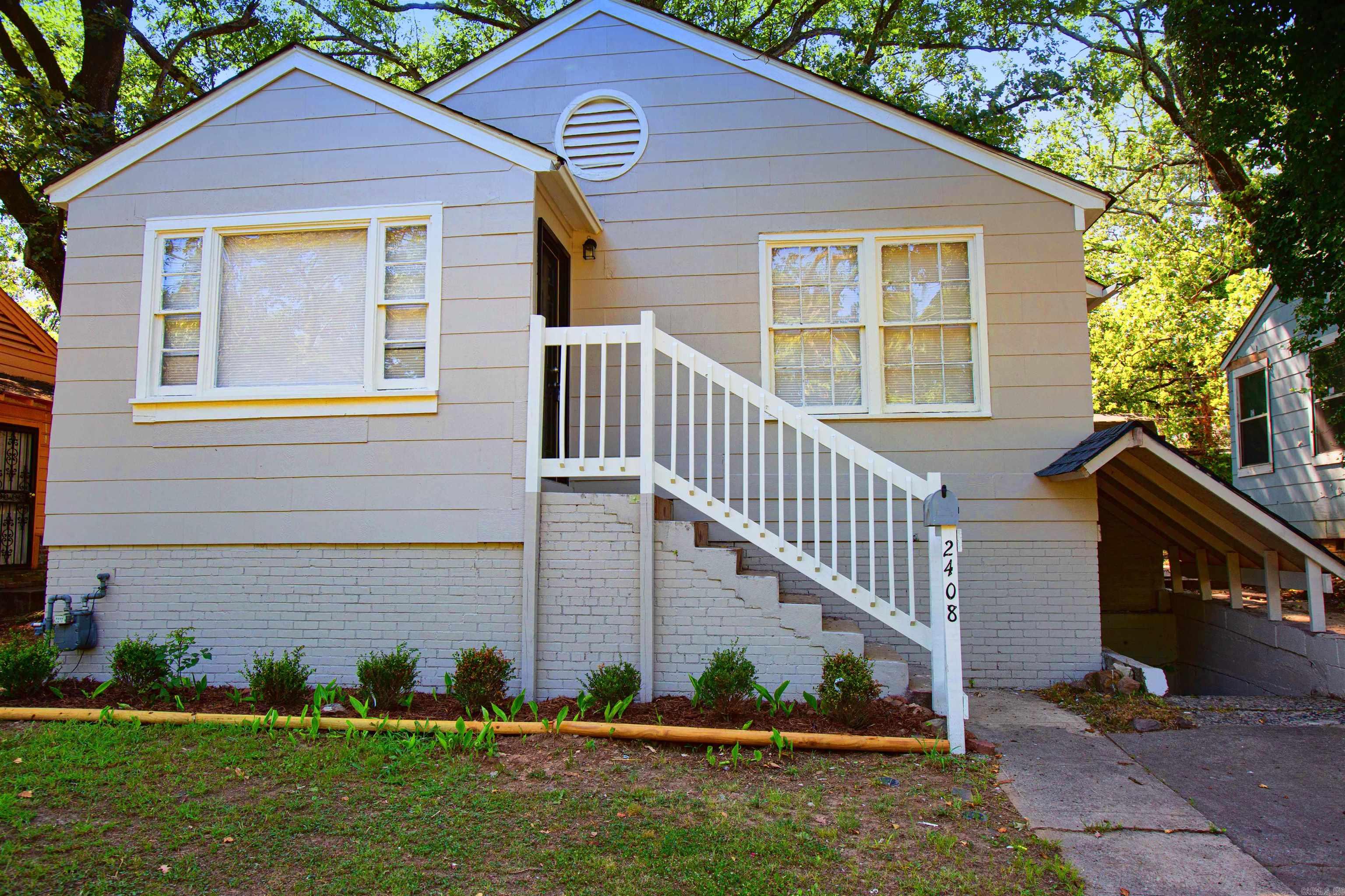 2408 Harrison Street Property Photo 1