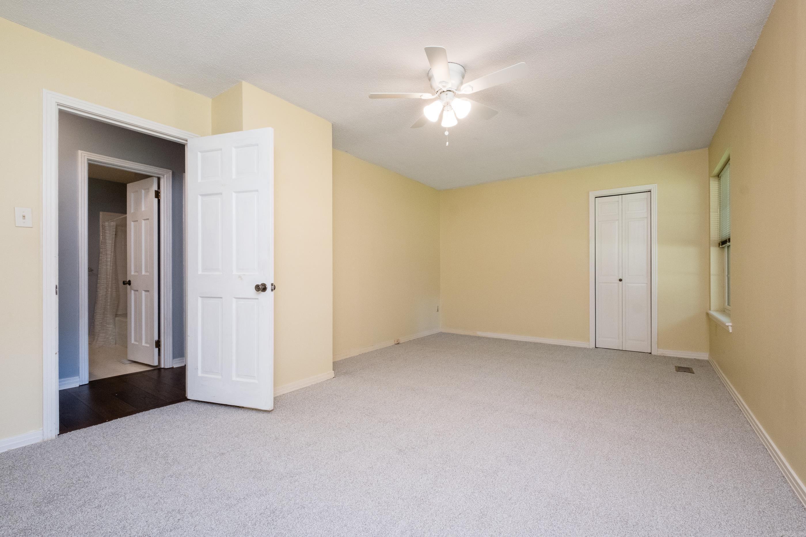 4105 Bunker Hill Drive Property Photo 10