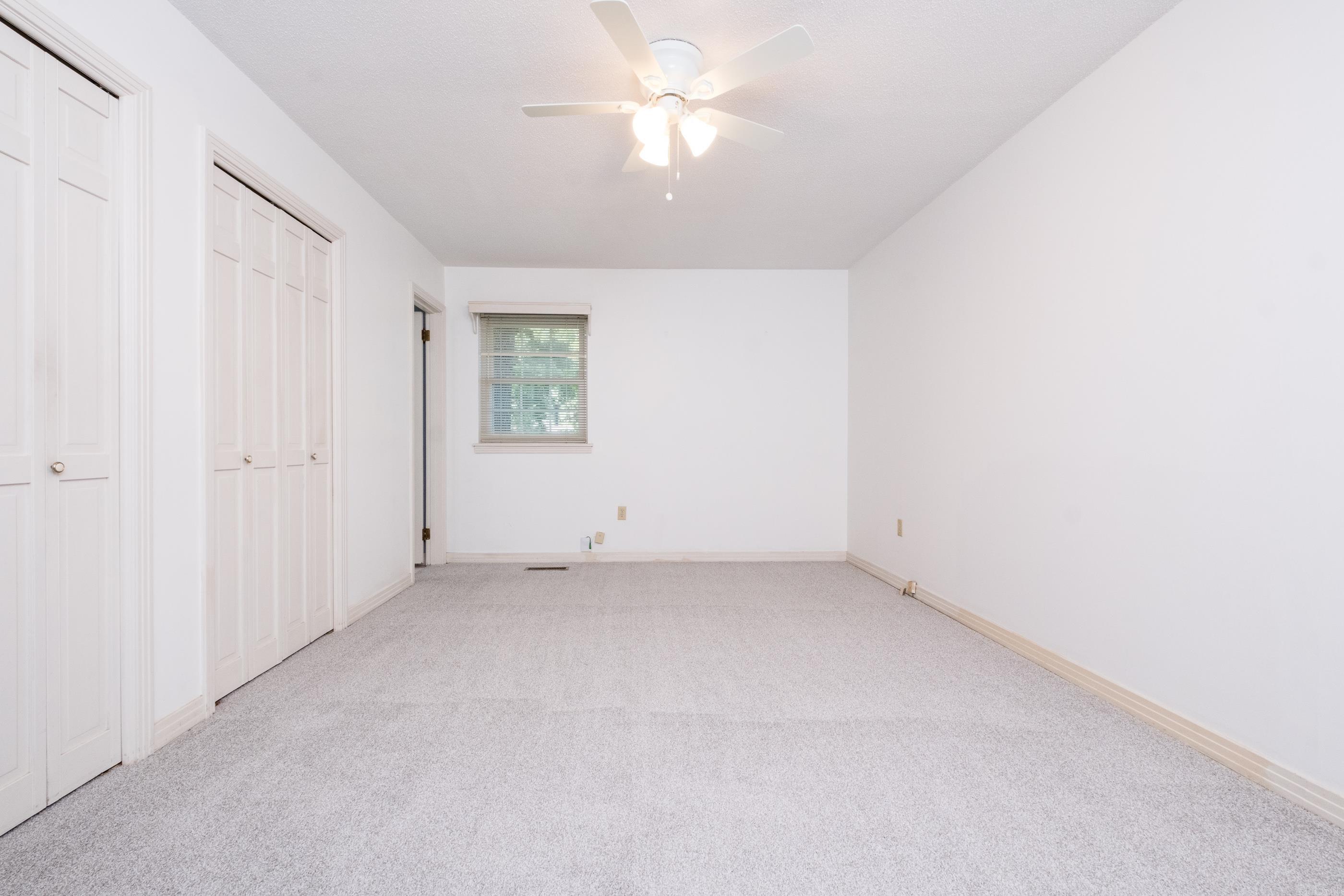 4105 Bunker Hill Drive Property Photo 14