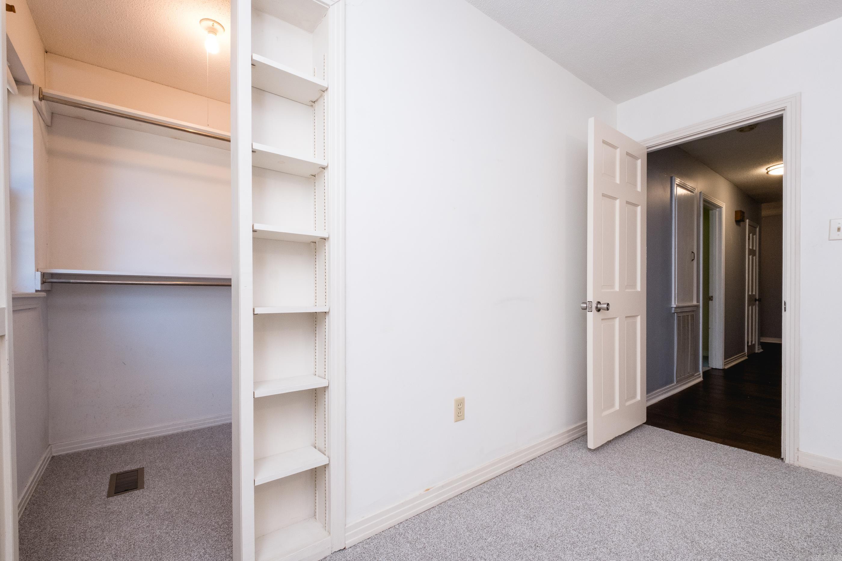 4105 Bunker Hill Drive Property Photo 16