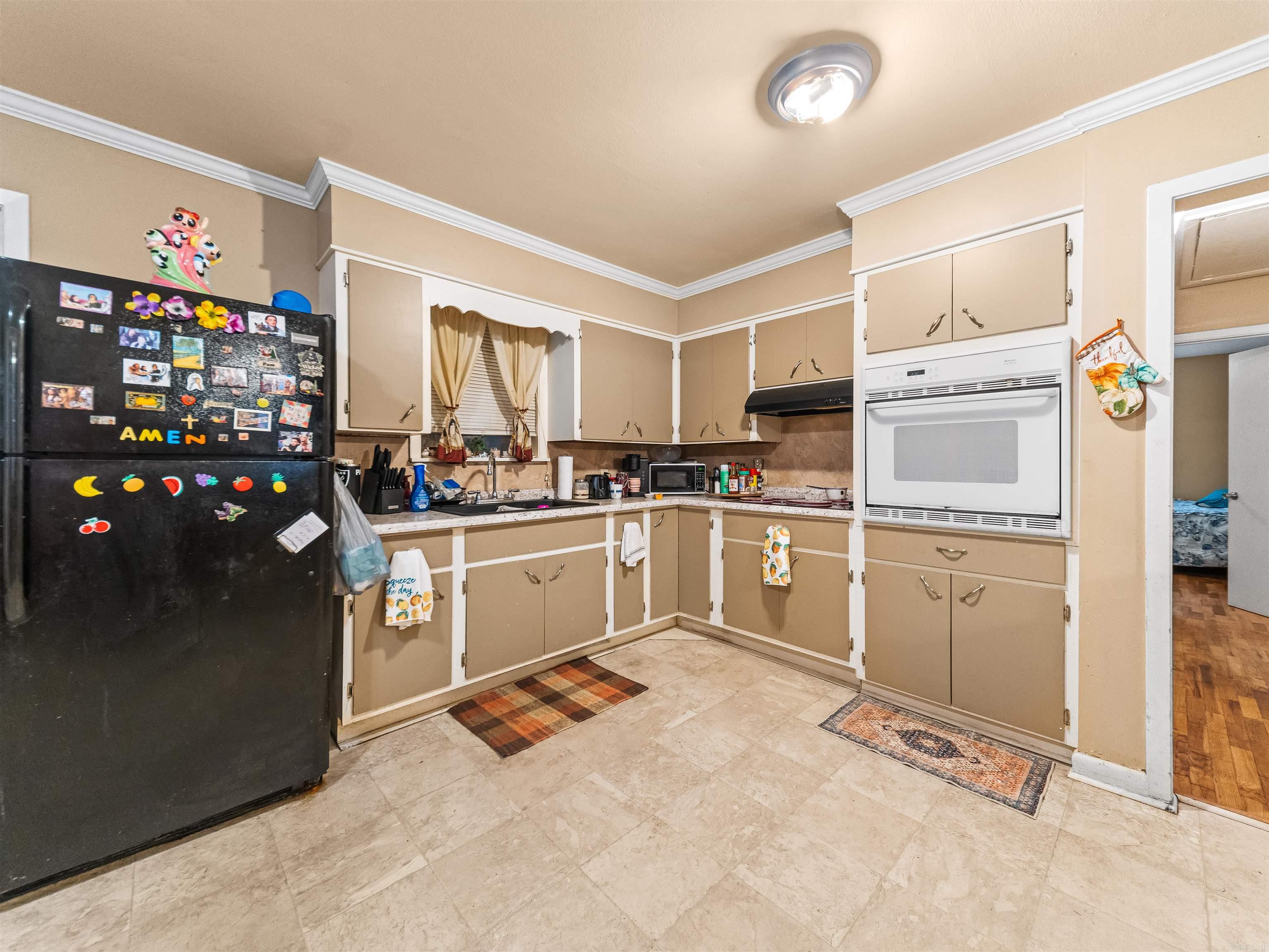 101 Puttman Street Property Photo 11