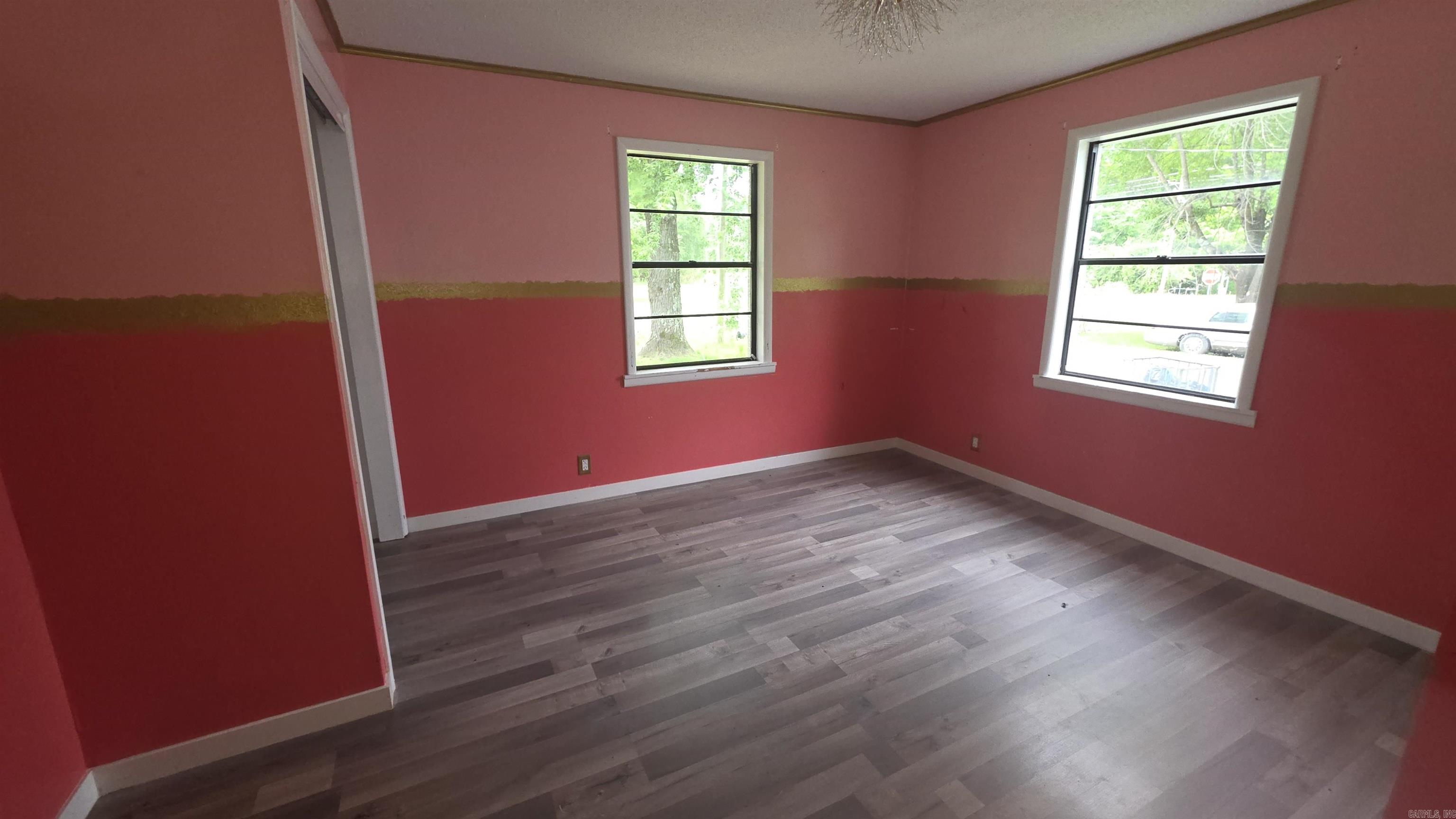 107 Mountain Street Property Photo 12