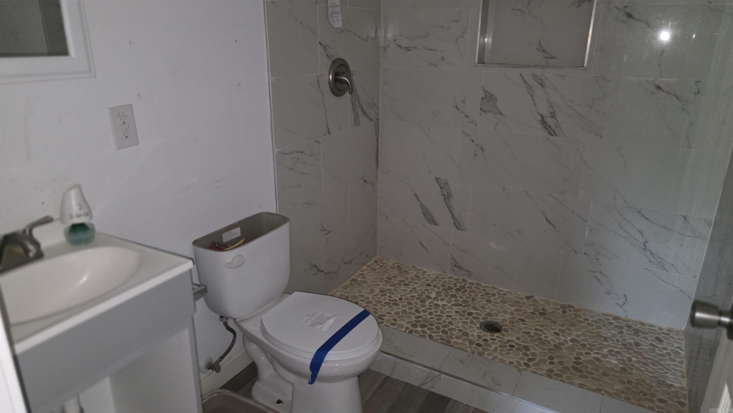 107 Mountain Street Property Photo 16
